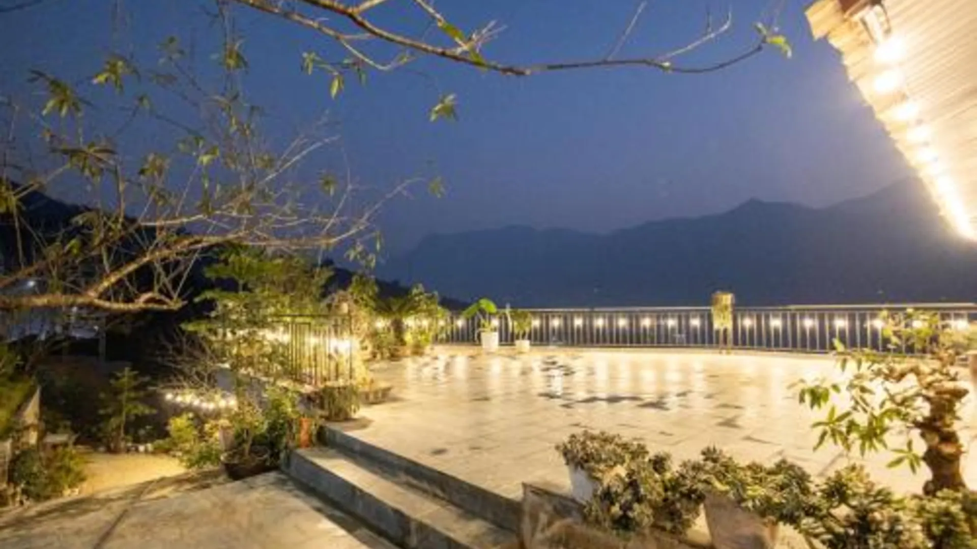 사파 무옹 호아 힐사이드 홈스테이 4성급 게스트하우스 외관