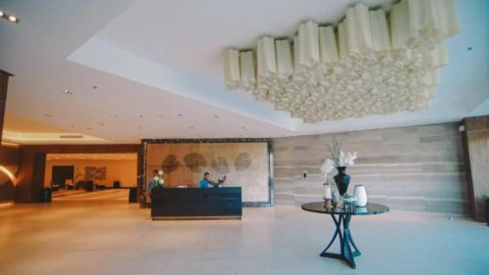 세부 마이 콘도텔 앳 막탄 뉴타운 5성급 게스트하우스 로비