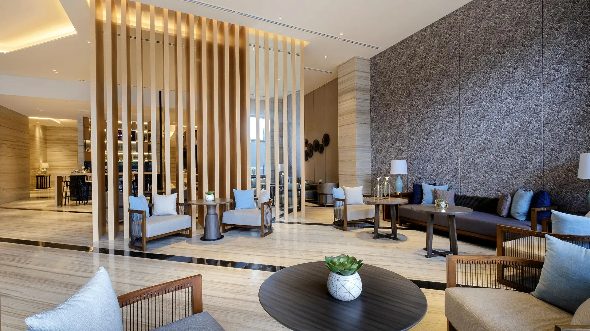 세부 사보이 호텔 막탄 세부 뉴타운 비치 근처 4성급 호텔 레스토랑