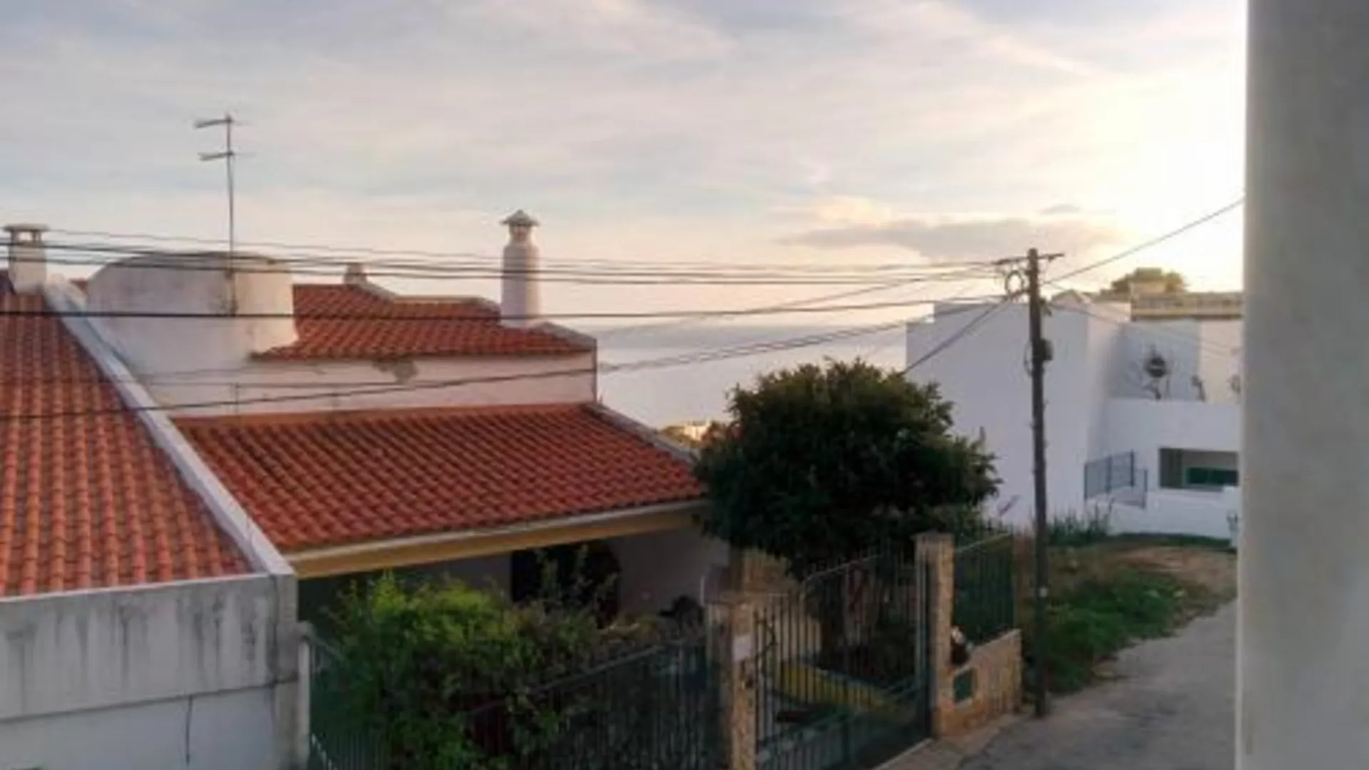 세심브라 Lá em Cima 2성급 게스트하우스 수영장