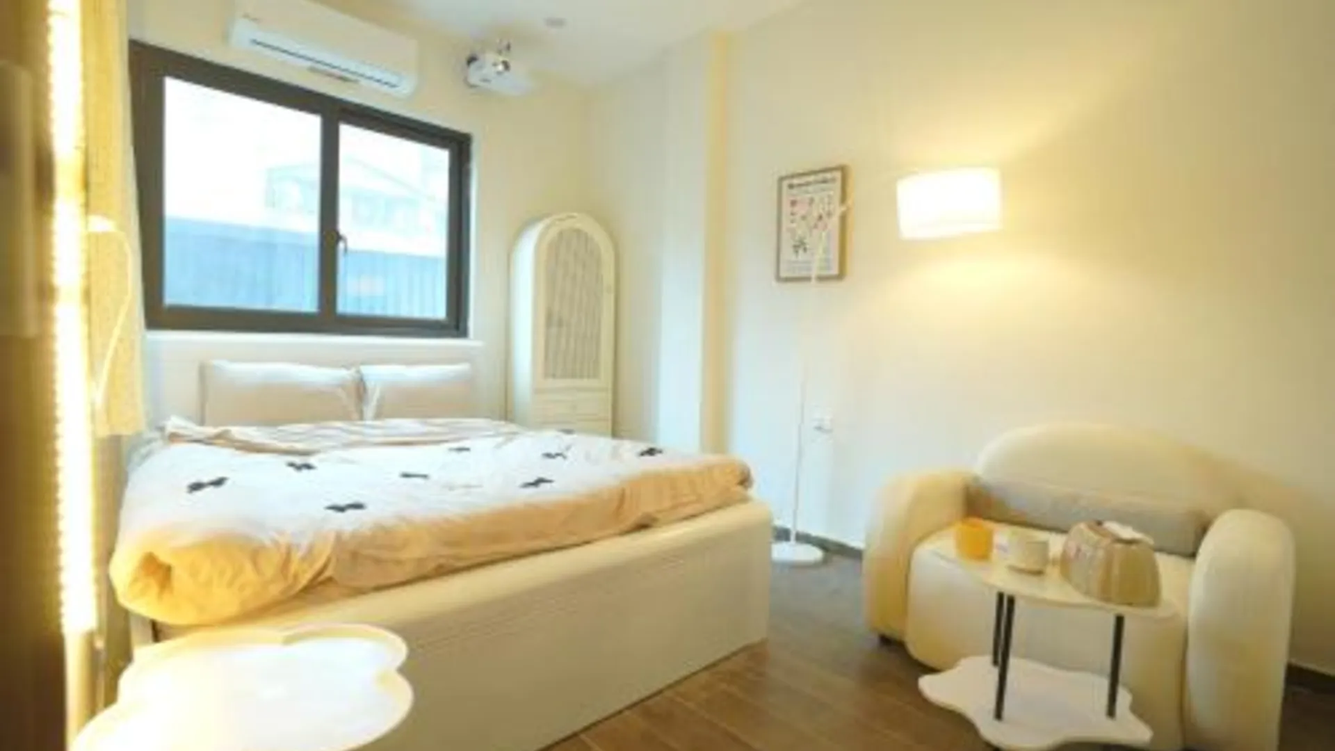 하노이 ELB 스테이 아이 셀프 체크인 3성급 게스트하우스 스위트룸