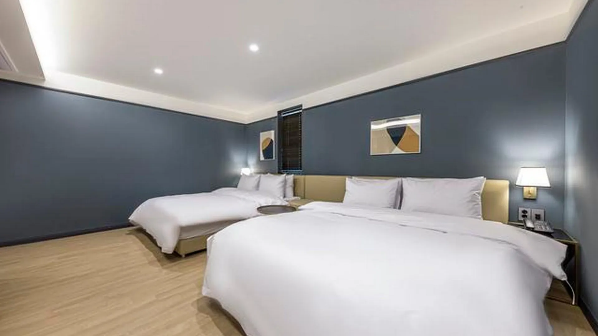 전주 브라운도트 전주덕진점 호텔 스위트룸