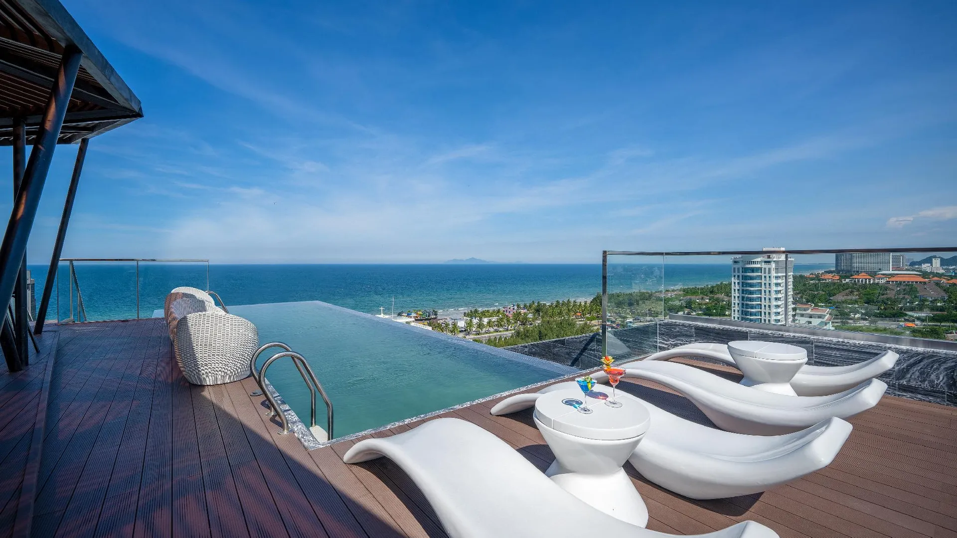 다낭 드라코 호텔 앤 스위트 4성급 호텔 스위트룸