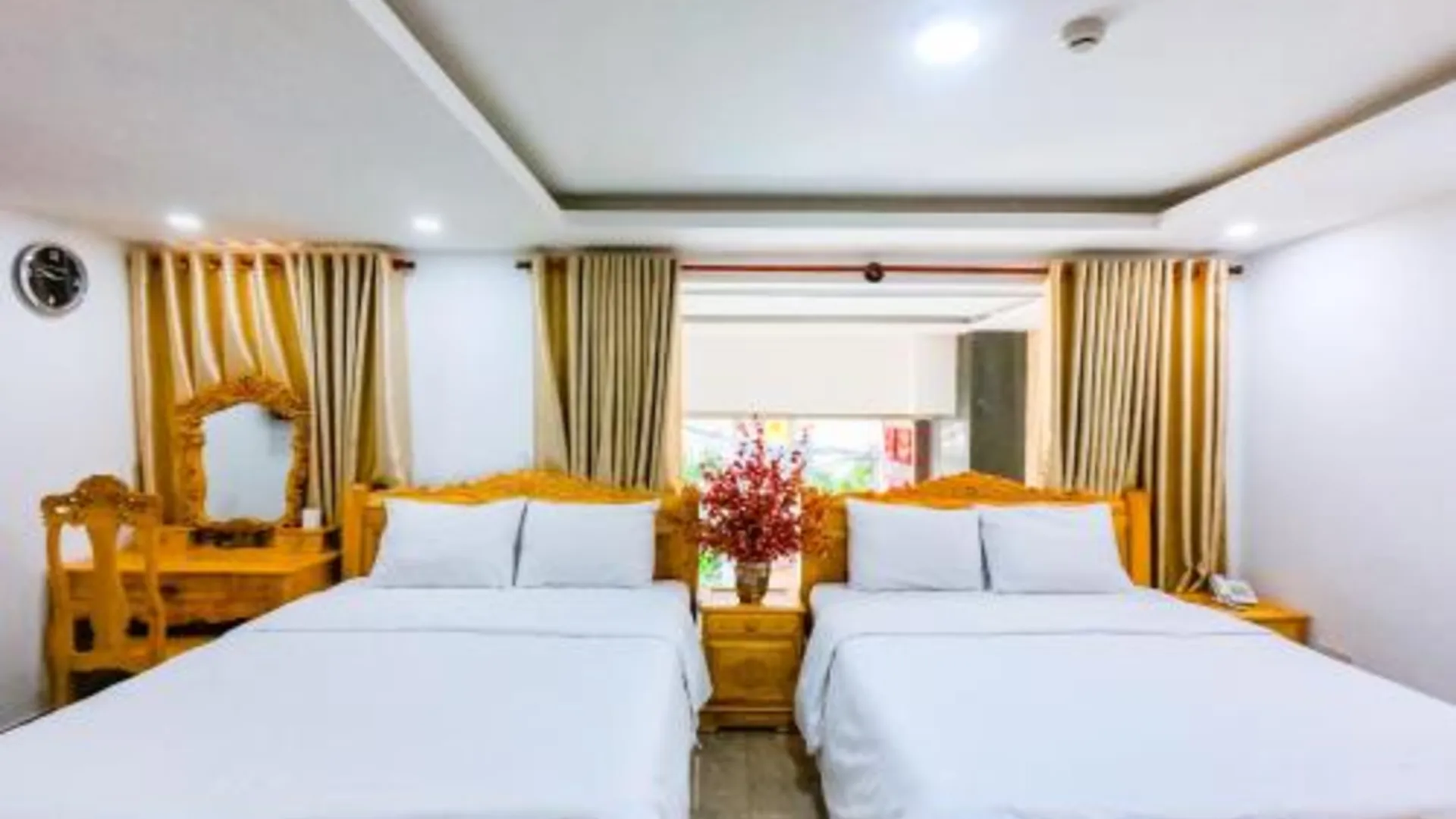 호치민 뉴 선 호텔 푸 년 2성급 호텔 스위트룸