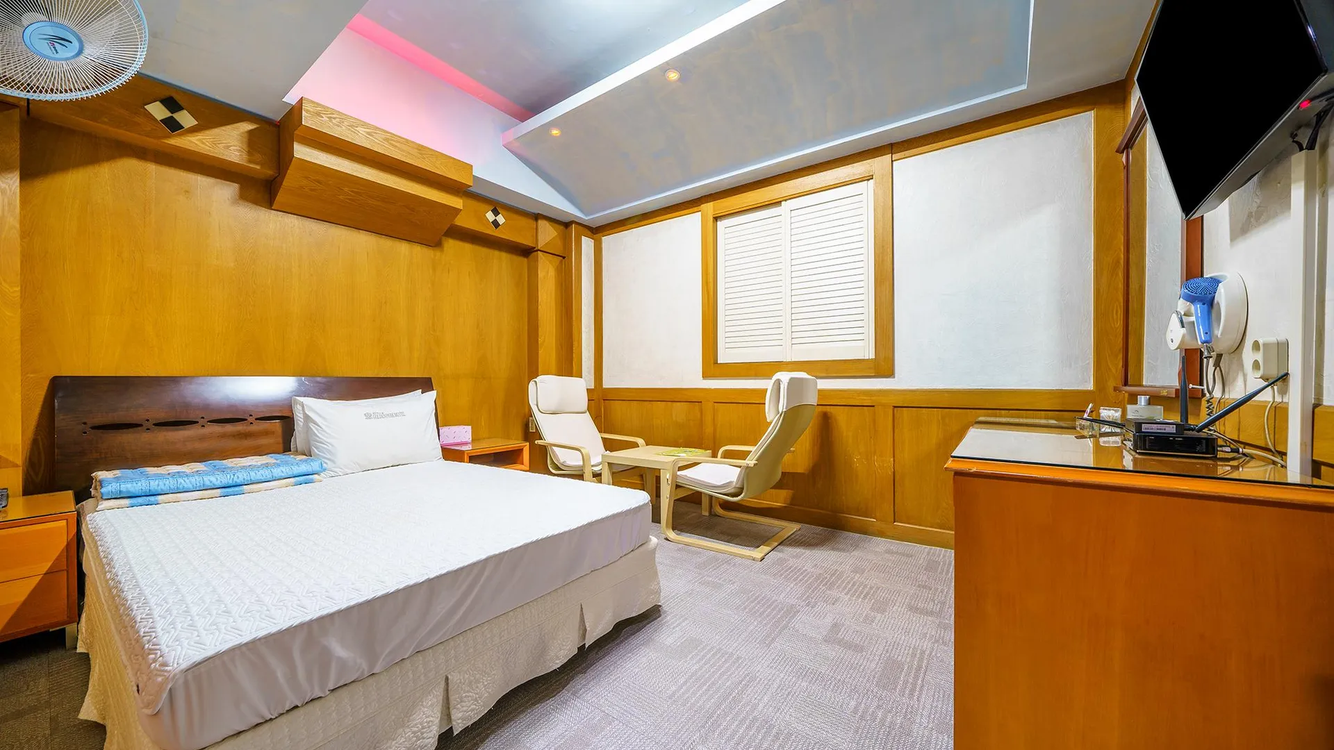 울산 울산 달동 골든파크 1성급 호텔 객실