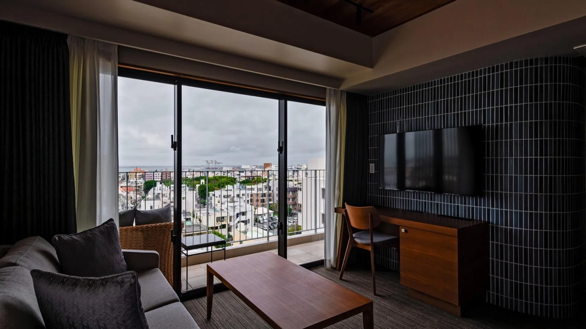 오키나와 본섬 프로스타일 테라스 나하 5성급 호텔 스위트룸