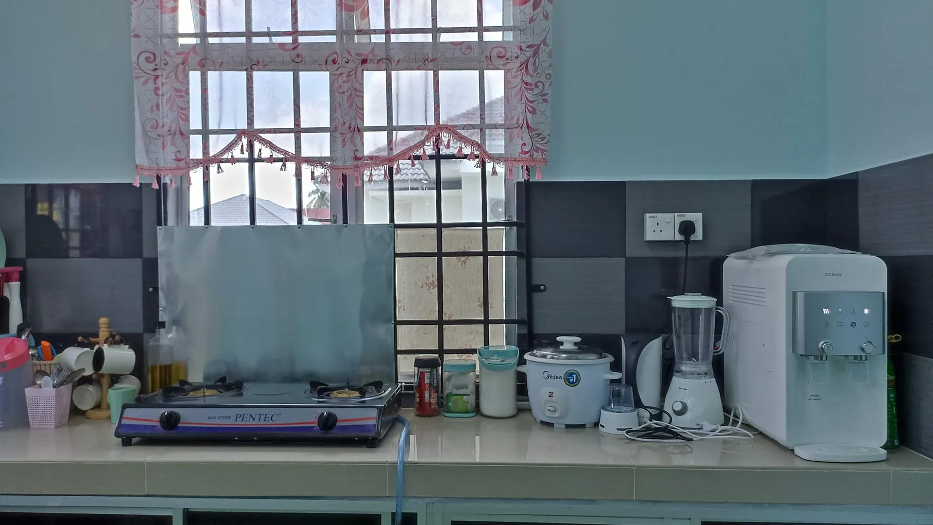 타나 메라 타나 메라의 프라이빗 하우스 (m², 침실 3개, 프라이빗 욕실 2개) 2성급 싱글룸 레스토랑