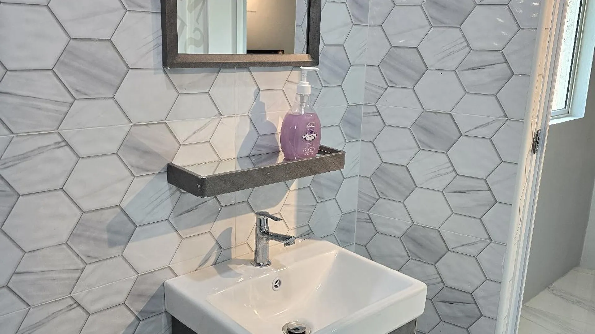 쿠알라테렝가누 시티 센터의 프라이빗 하우스 (m², 침실 1개, 프라이빗 욕실 1개) 3성급 싱글룸 부대시설