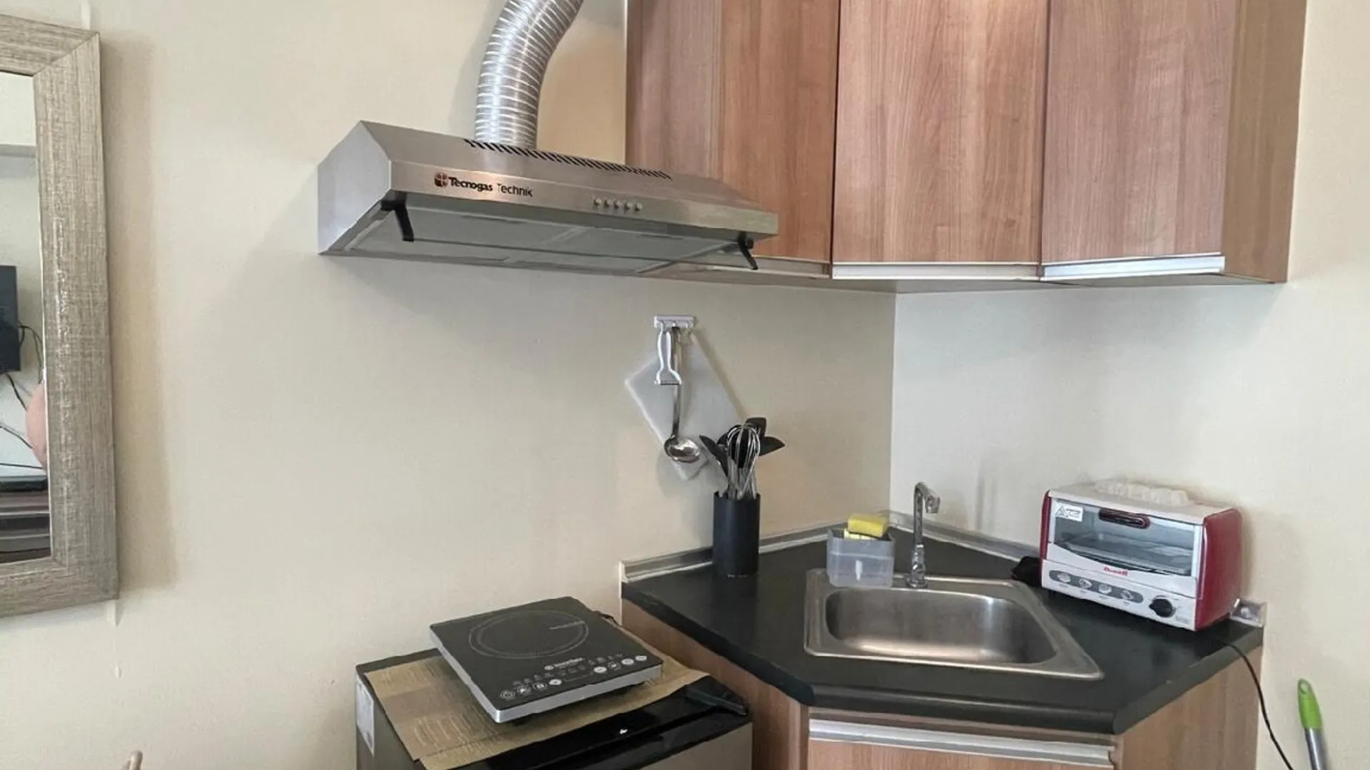 세부 아파스의 프라이빗 하우스 (m², 침실 1개, 프라이빗 욕실 1개) 2성급 싱글룸 로비