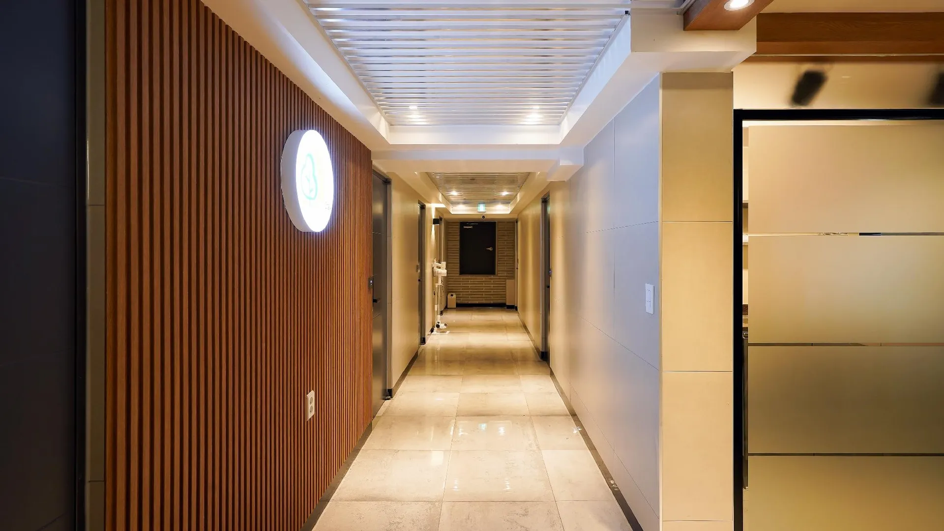 서울 한스테이 2성급 호텔 로비