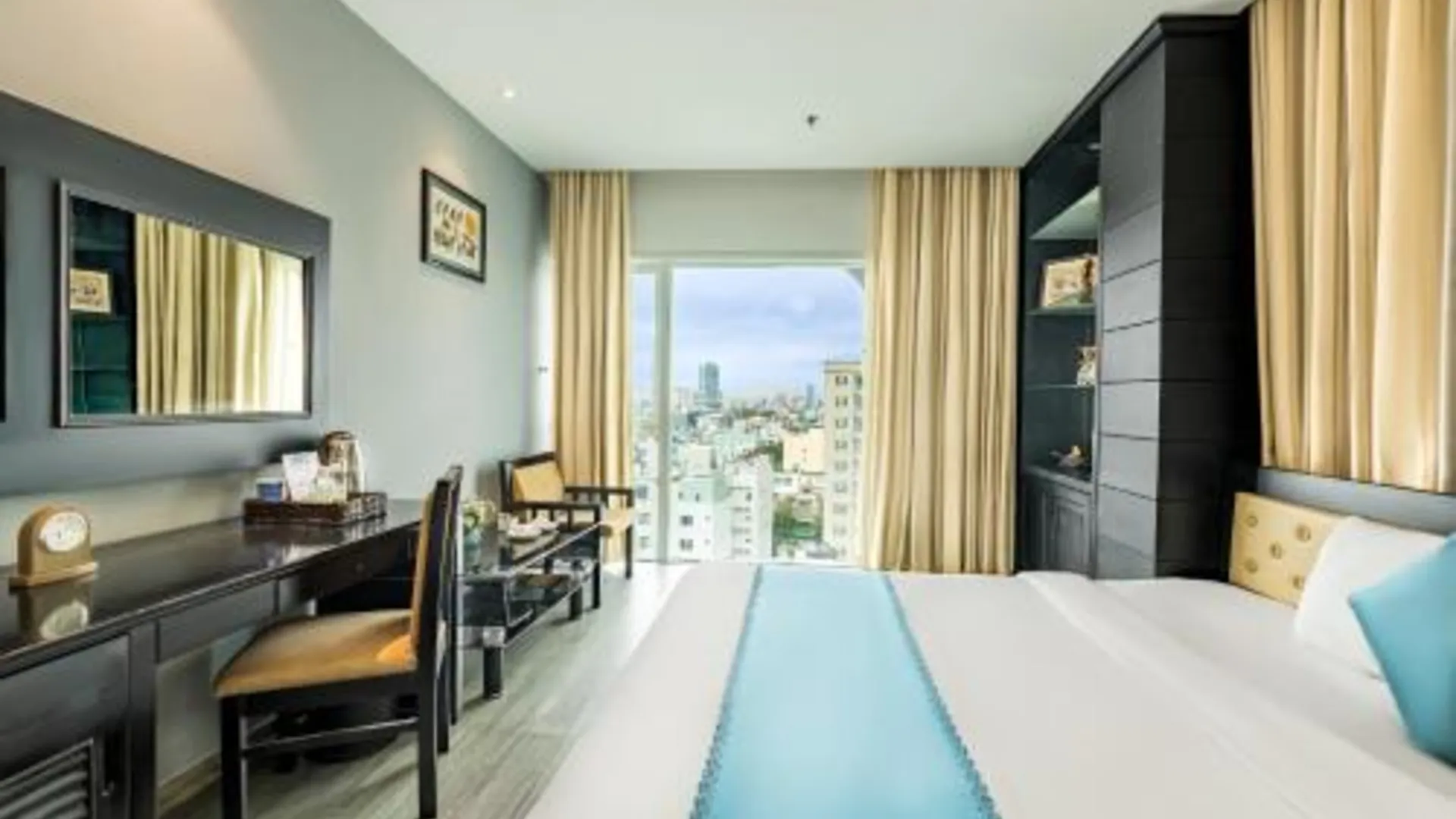 다낭 Chill Hotel Ha Bong 3성급 호텔 스위트룸