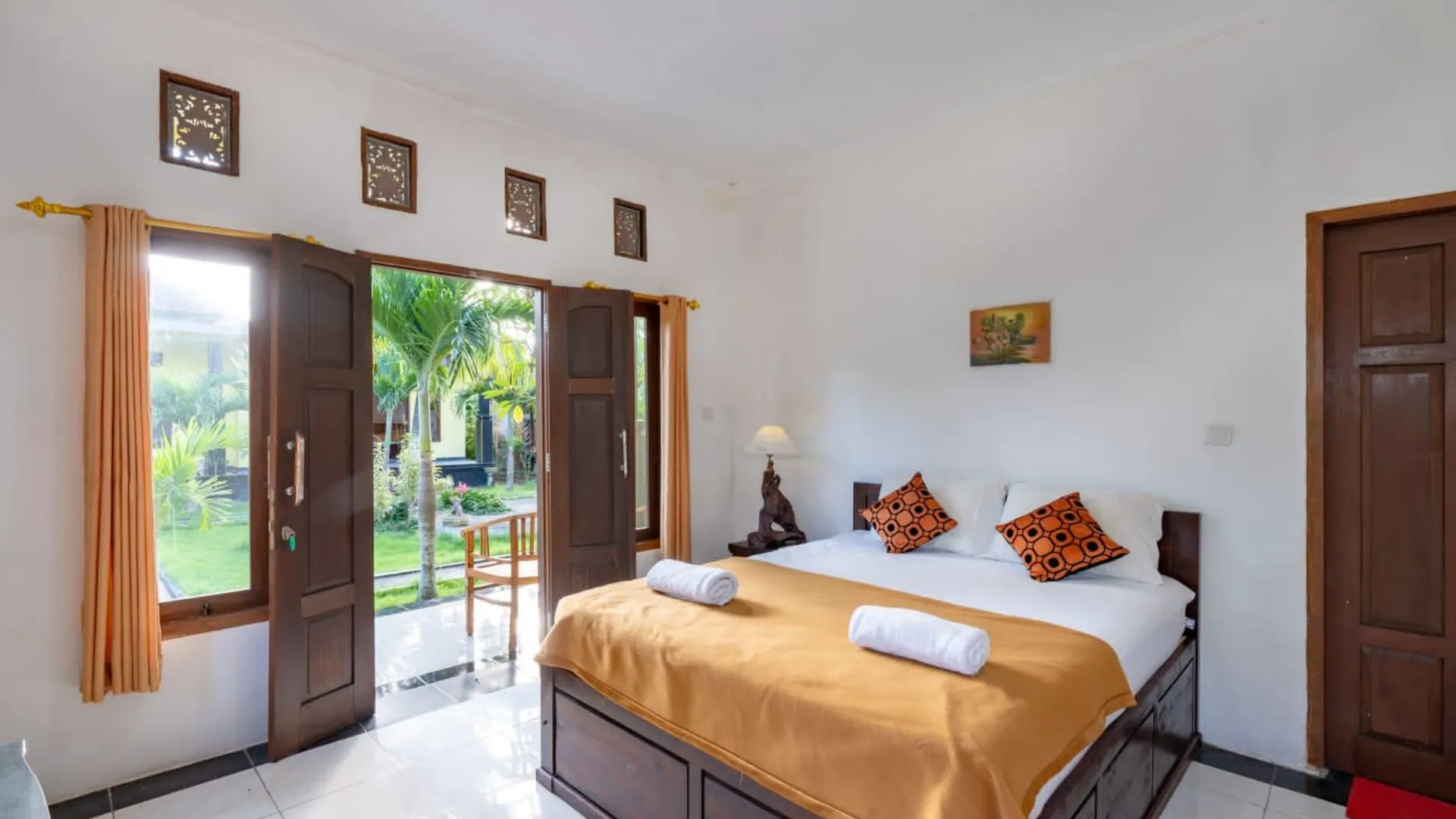 발리 푸리 소카 렘봉안 바이 ABM 3성급 호텔 스위트룸