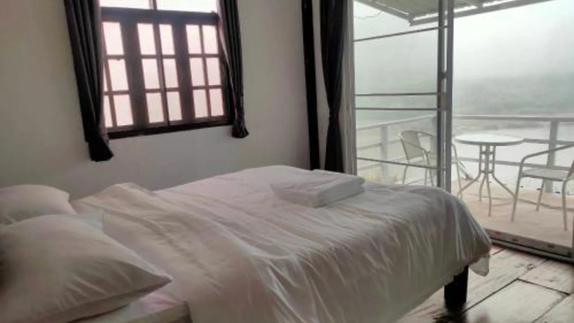 치앙라이 ริมกก โฮมสเตย์ rim-kok homestay 3성급 게스트하우스 스위트룸