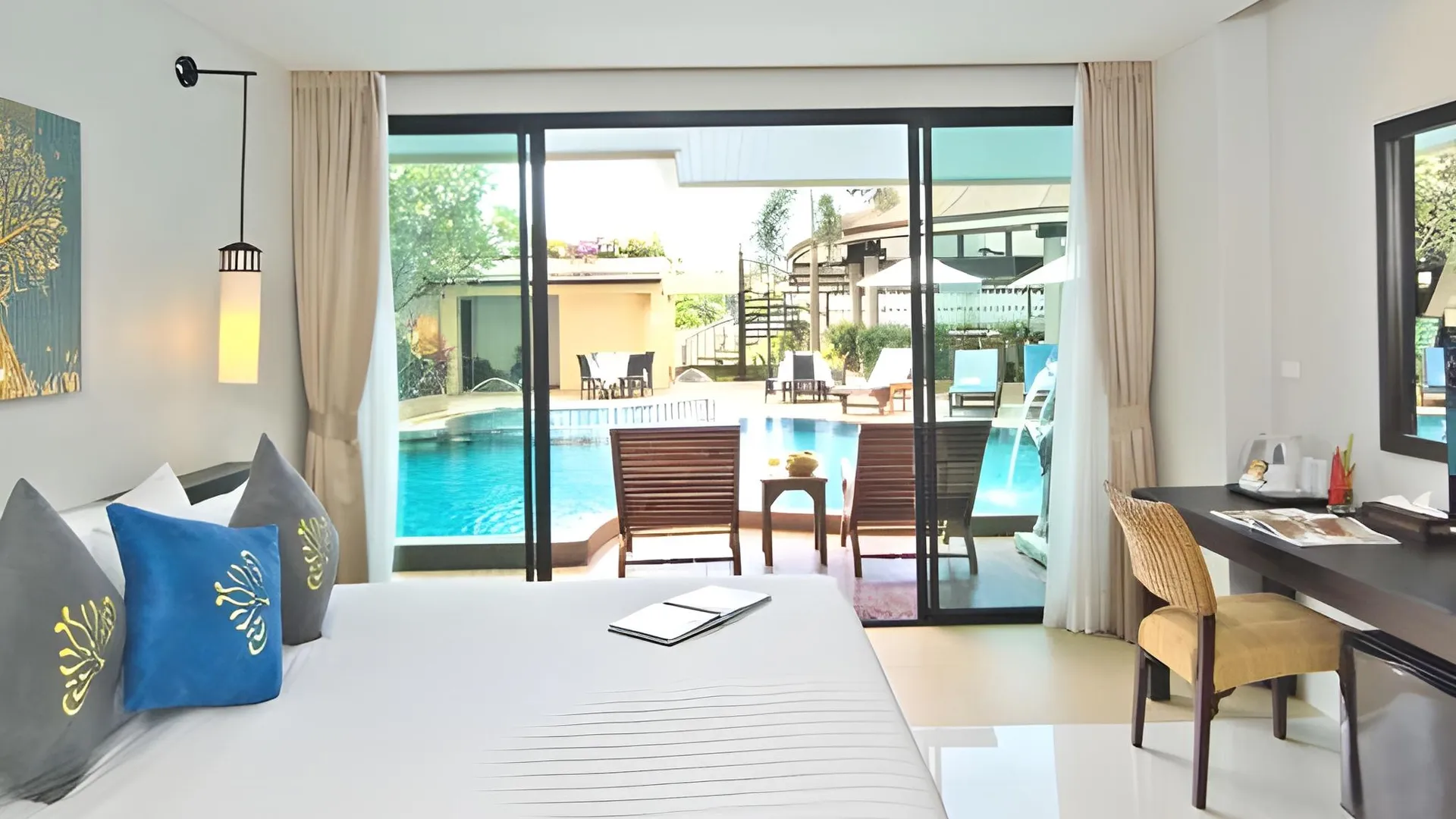 푸켓 팔미라 파통 리조트 4성급 호텔 전망