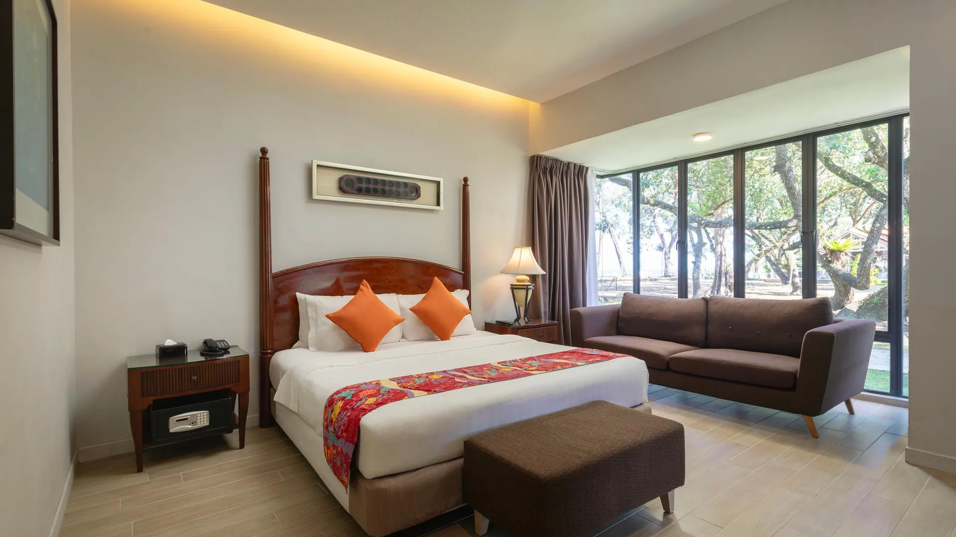 쿠안탄 아데나 비치 리조트 3성급 호텔 스위트룸