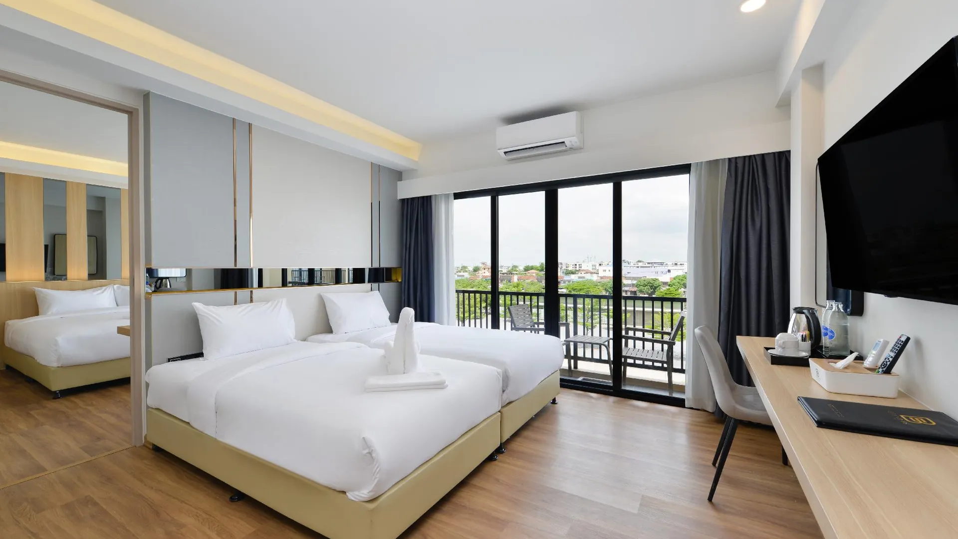 방콕 그랜드 BS 에어포트 호텔 수완나품 3성급 호텔 스위트룸