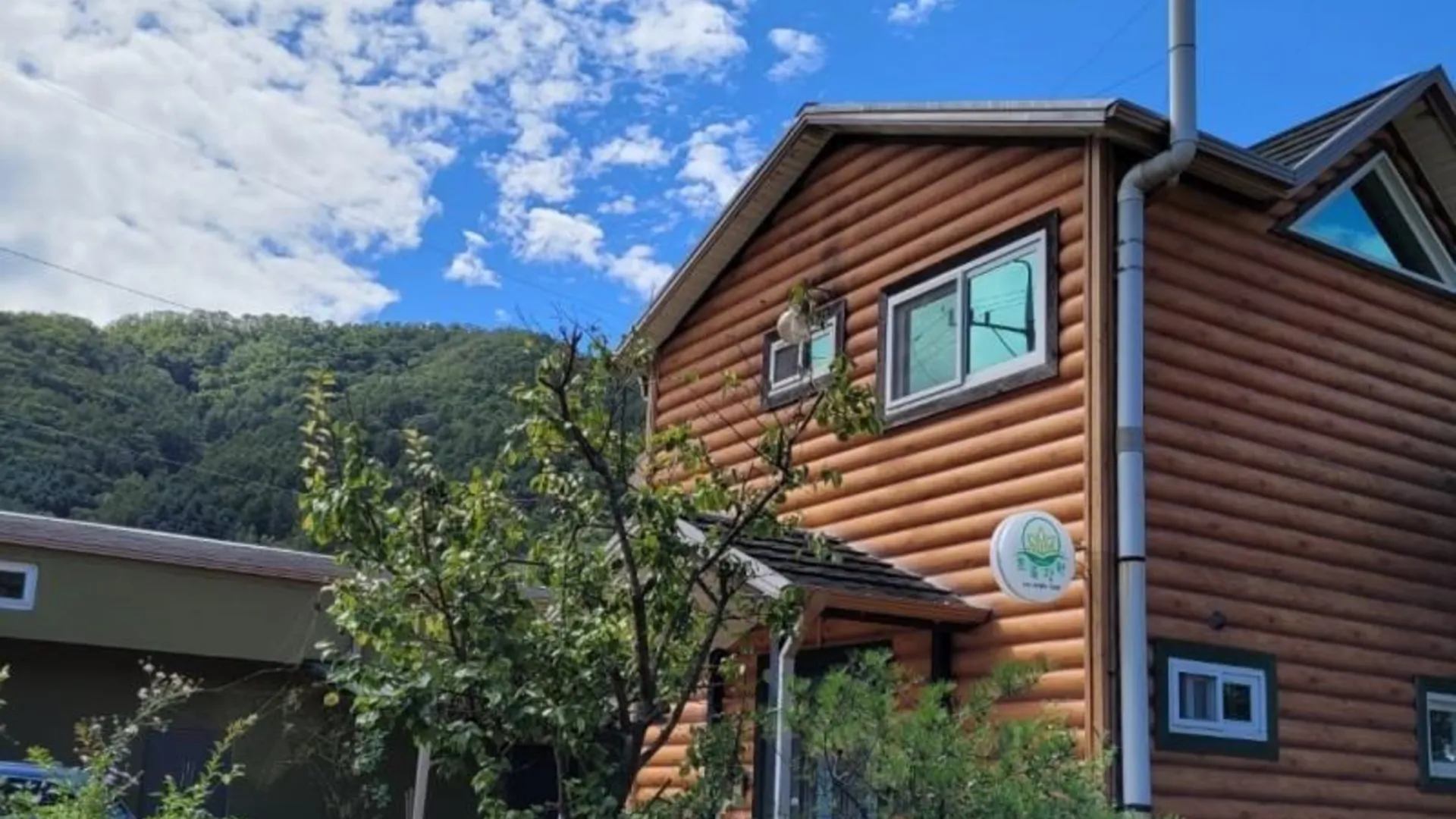 가평 가평 초록정원계곡독채펜션 2성급 게스트하우스 외관