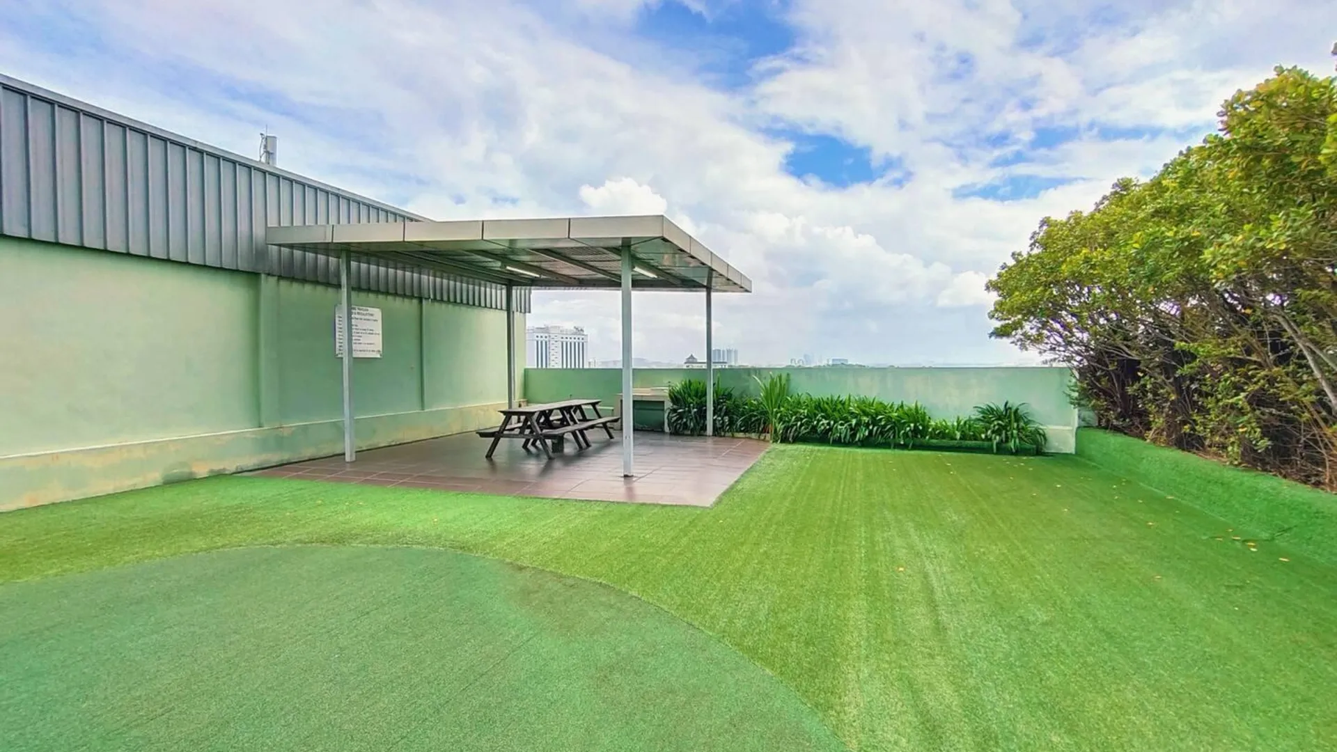 조호바루 / 조호르바루 조호바루의 프라이빗 하우스 (120m², 침실 3개, 프라이빗 욕실 2개) 3성급 싱글룸 레스토랑