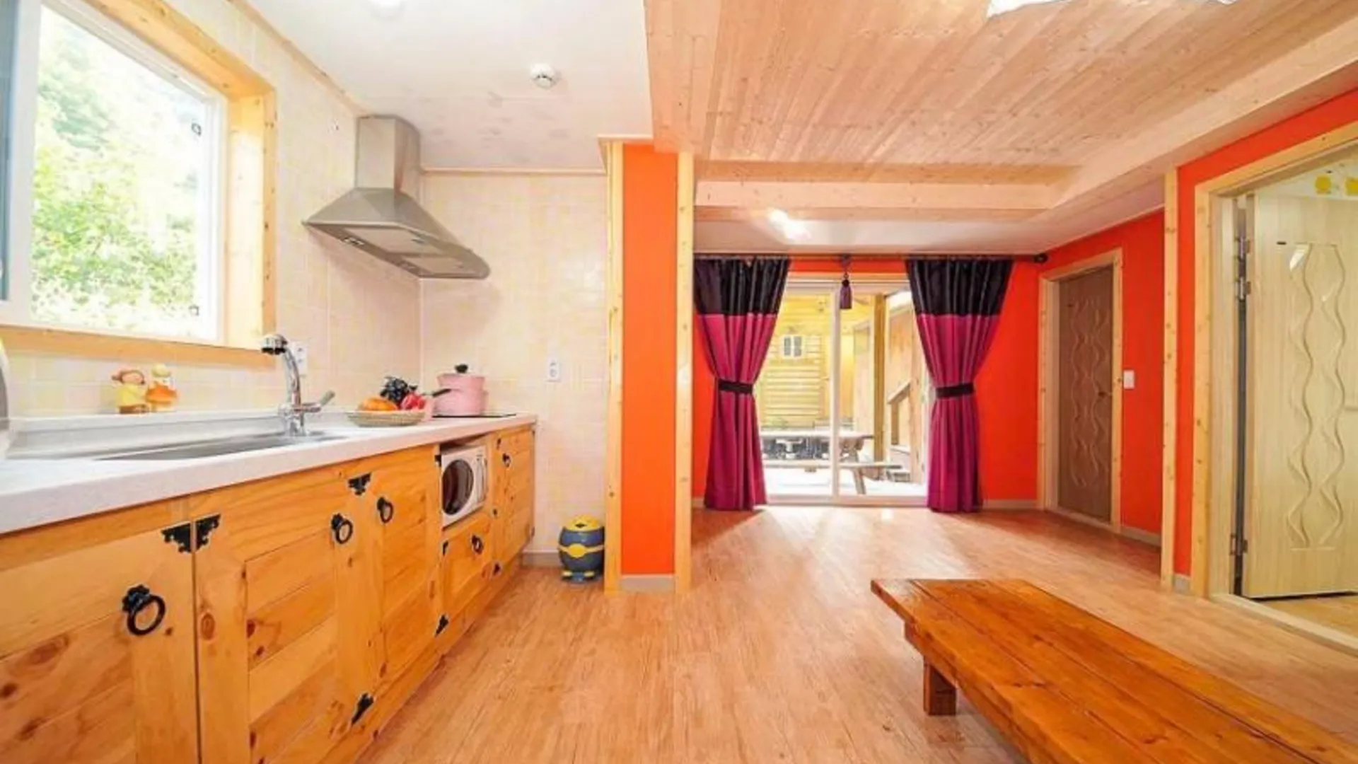 광양 광양 사계절이야기펜션 2성급 게스트하우스 스위트룸