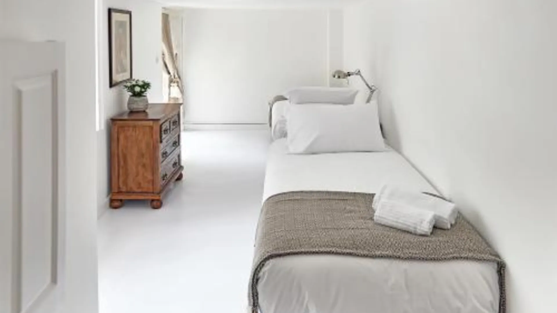 포르투 포르투센스 알마다 3성급 게스트하우스 전망