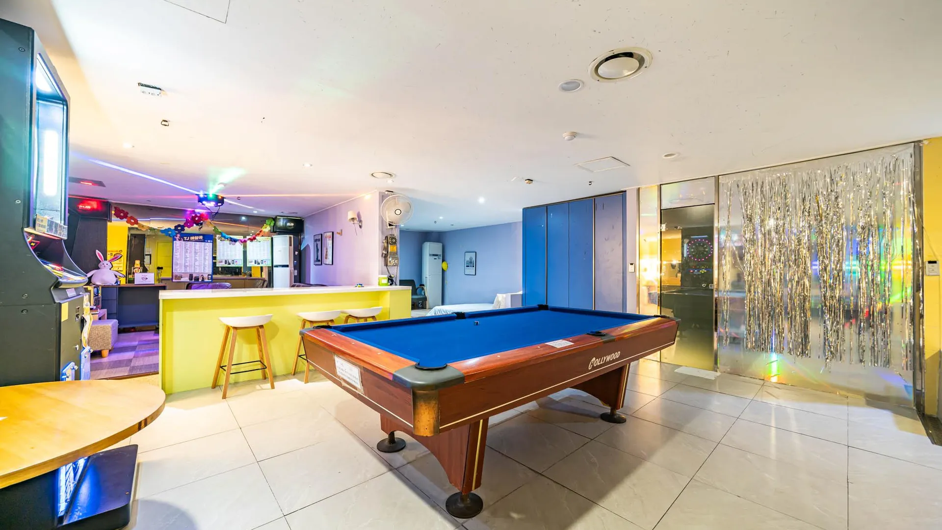 서울 신촌 캠퍼스 3성급 호텔 객실