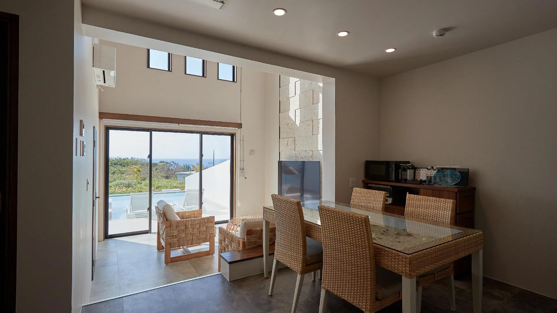 오키나와 본섬 아단 리조트 라나 스위트 빌라 5성급 호텔 레스토랑