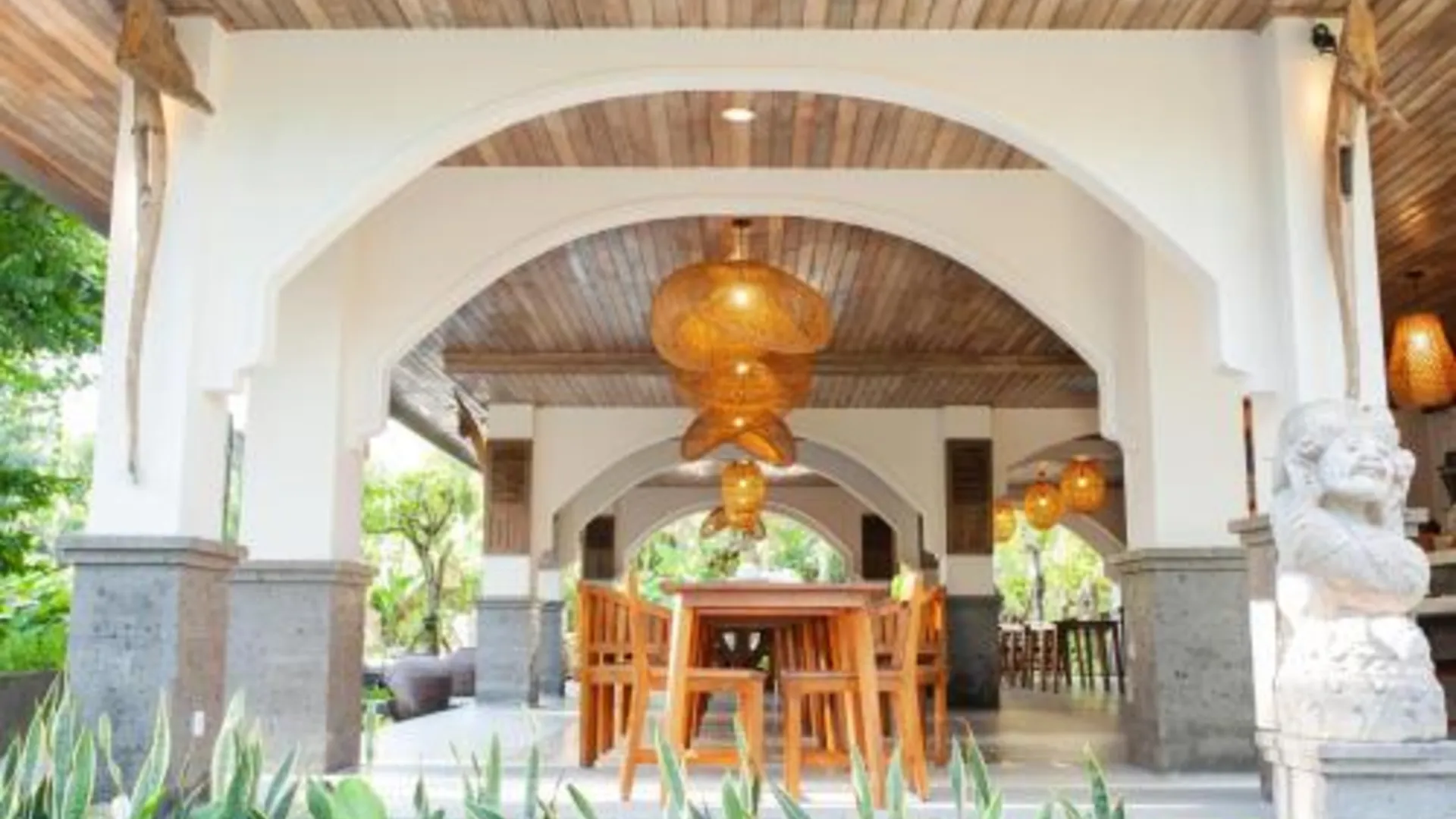 발리 더 아티니 디지와 우붓 3성급 호텔 레스토랑