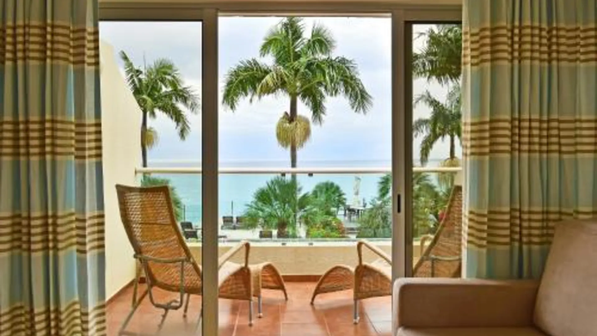 마데이라 섬 페스타나 칼튼 마데이라 오션 리조트 호텔 5성급 호텔 부대시설