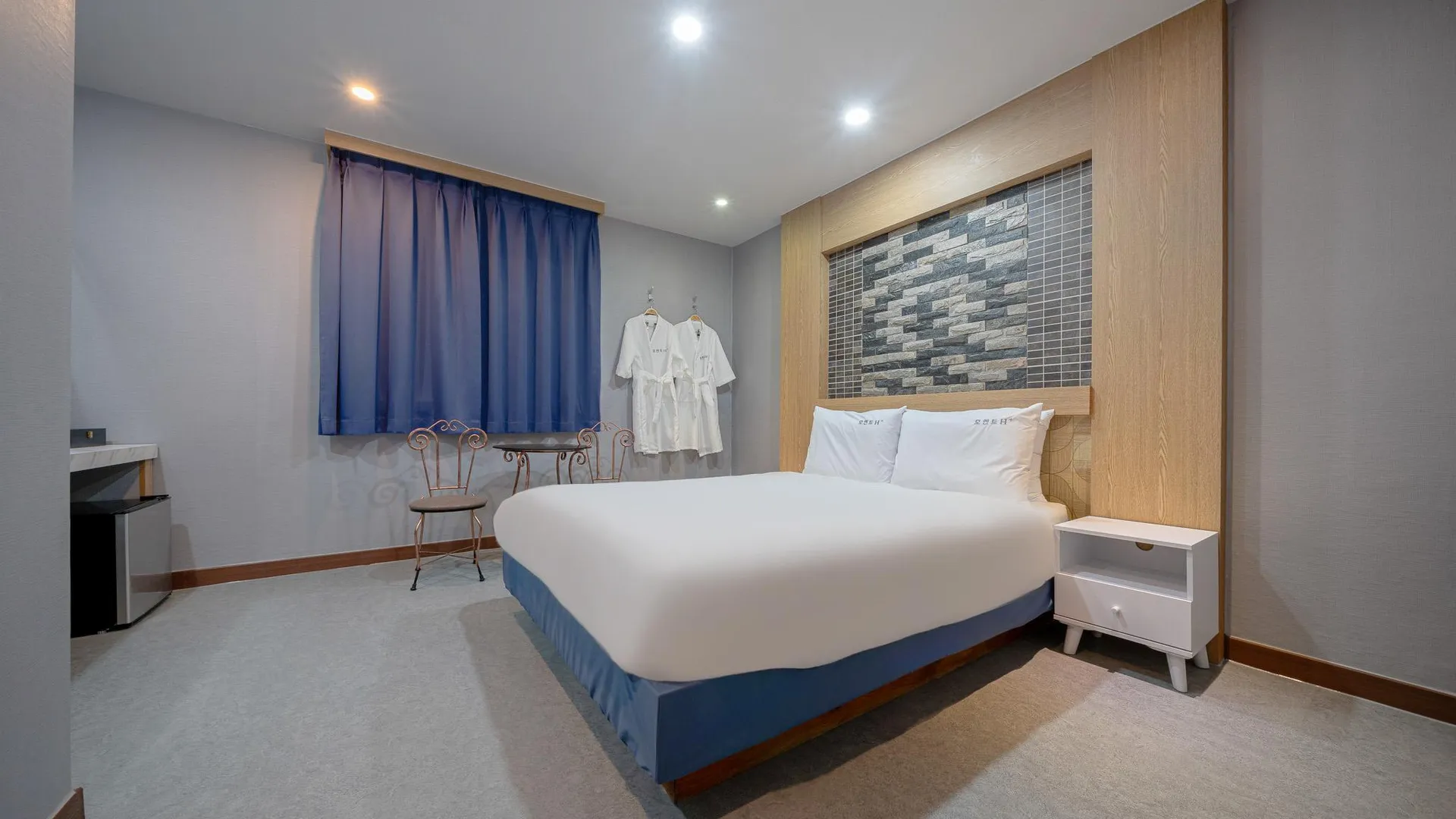 하동 하동 호텔 모멘트 H플러스 호텔 객실