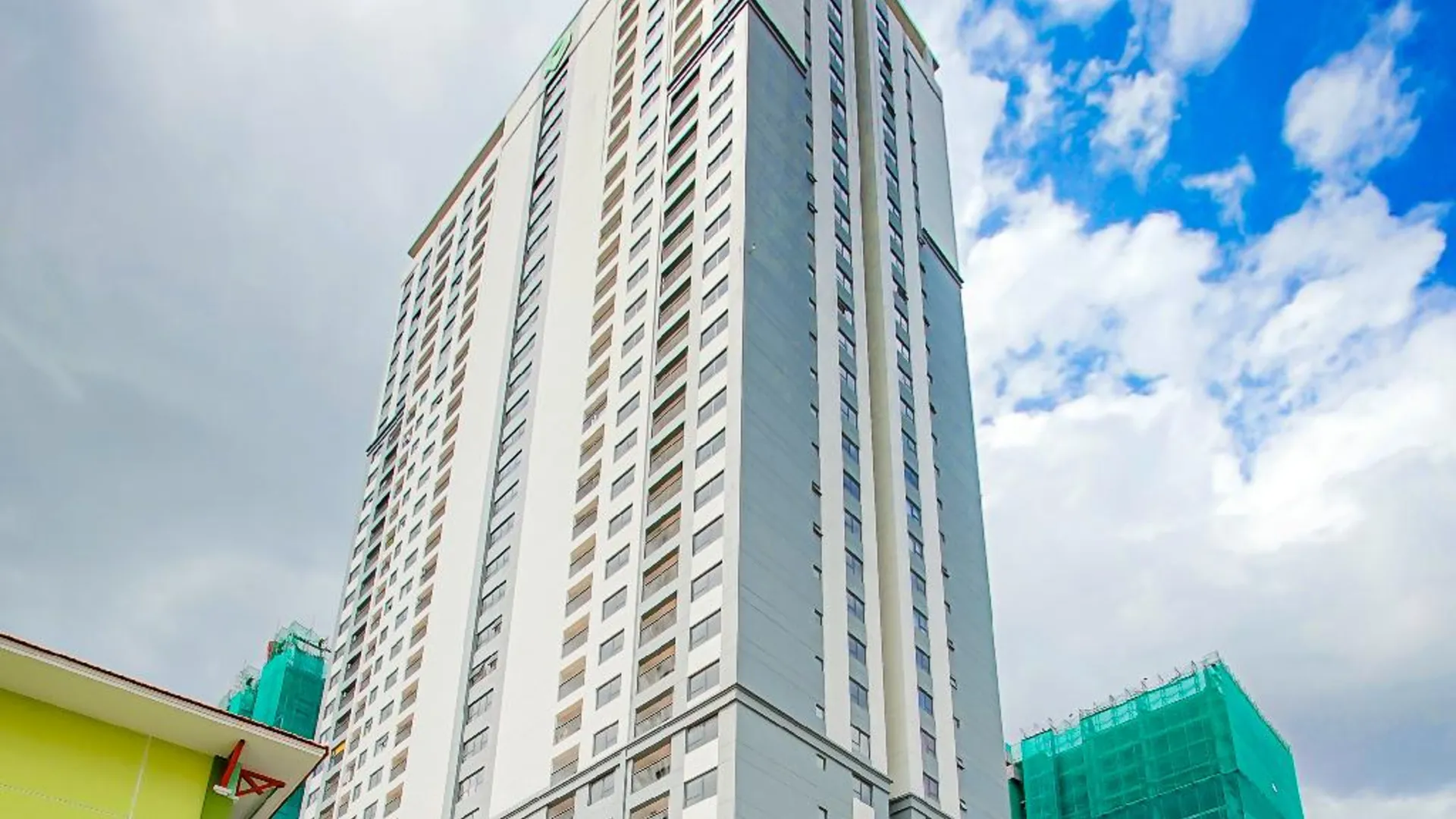 호치민 4군의 아파트먼트 (65m², 침실 2개, 프라이빗 욕실 1개) 4성급 게스트하우스 수영장