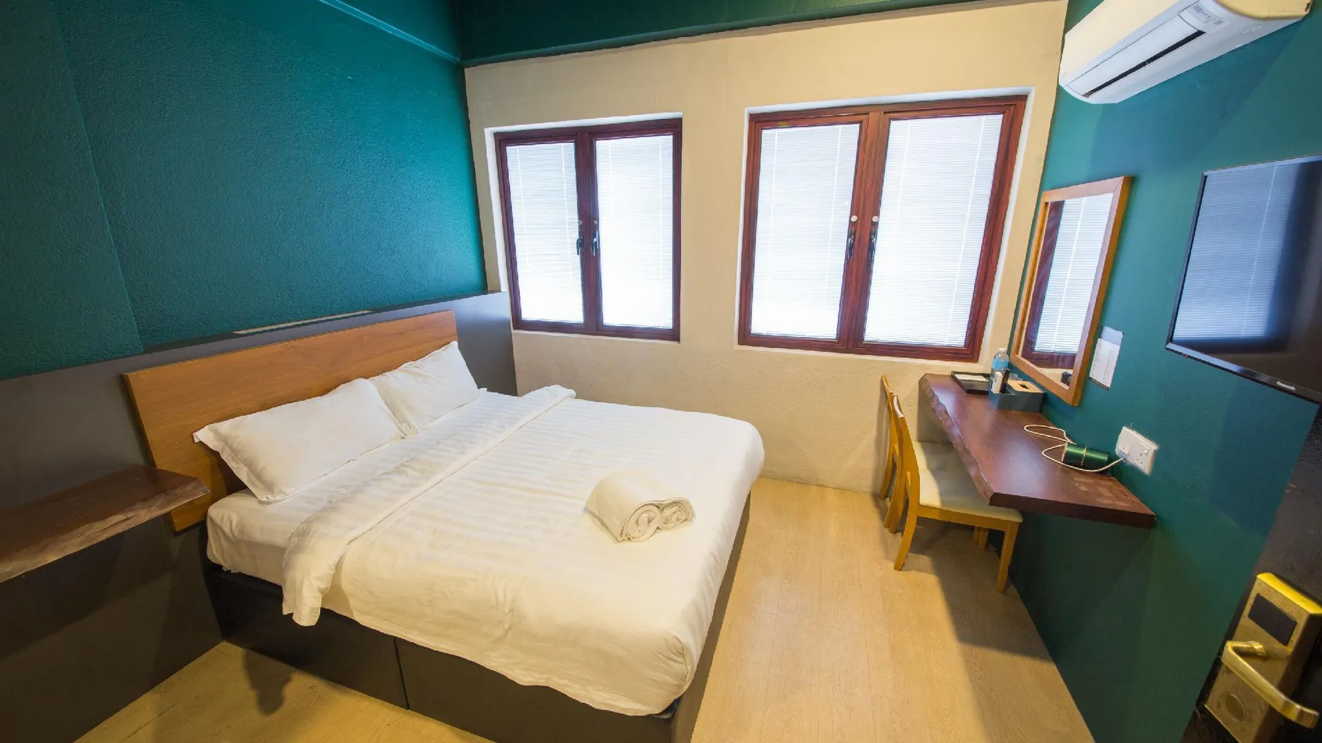 바투 파핫 Room V @ Jalan Sultanah Near Bus Stop Batu Pahat 호텔 스위트룸