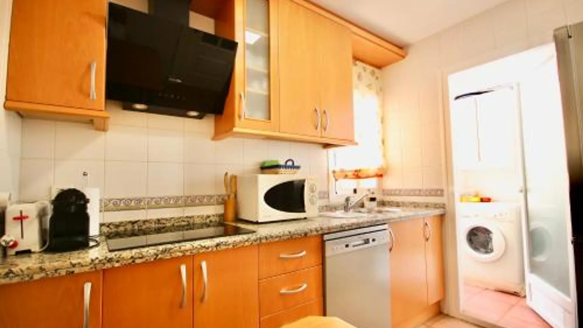 칼라온다 Apartamento Playa Calahonda El Farillo con terraza 3성급 싱글룸 레스토랑