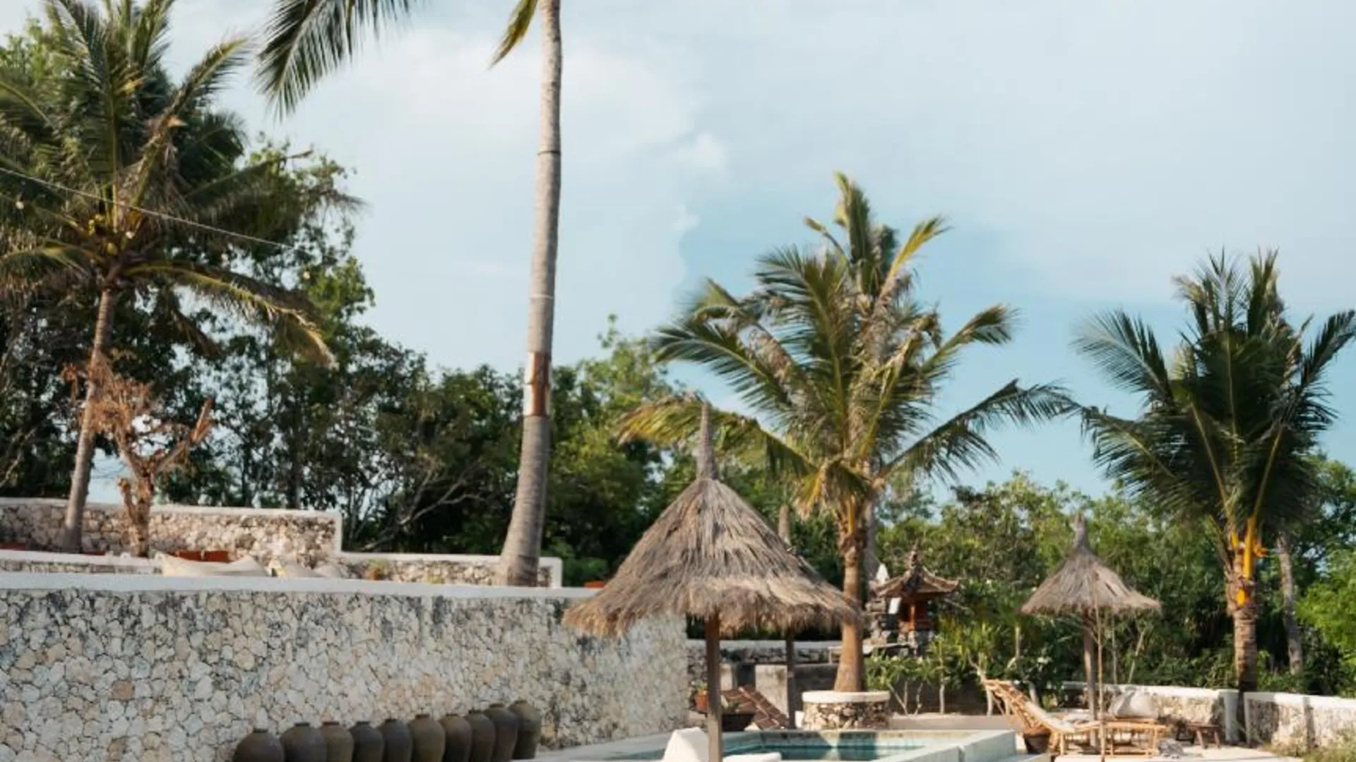 발리 더 라자 리마 5성급 호텔 로비