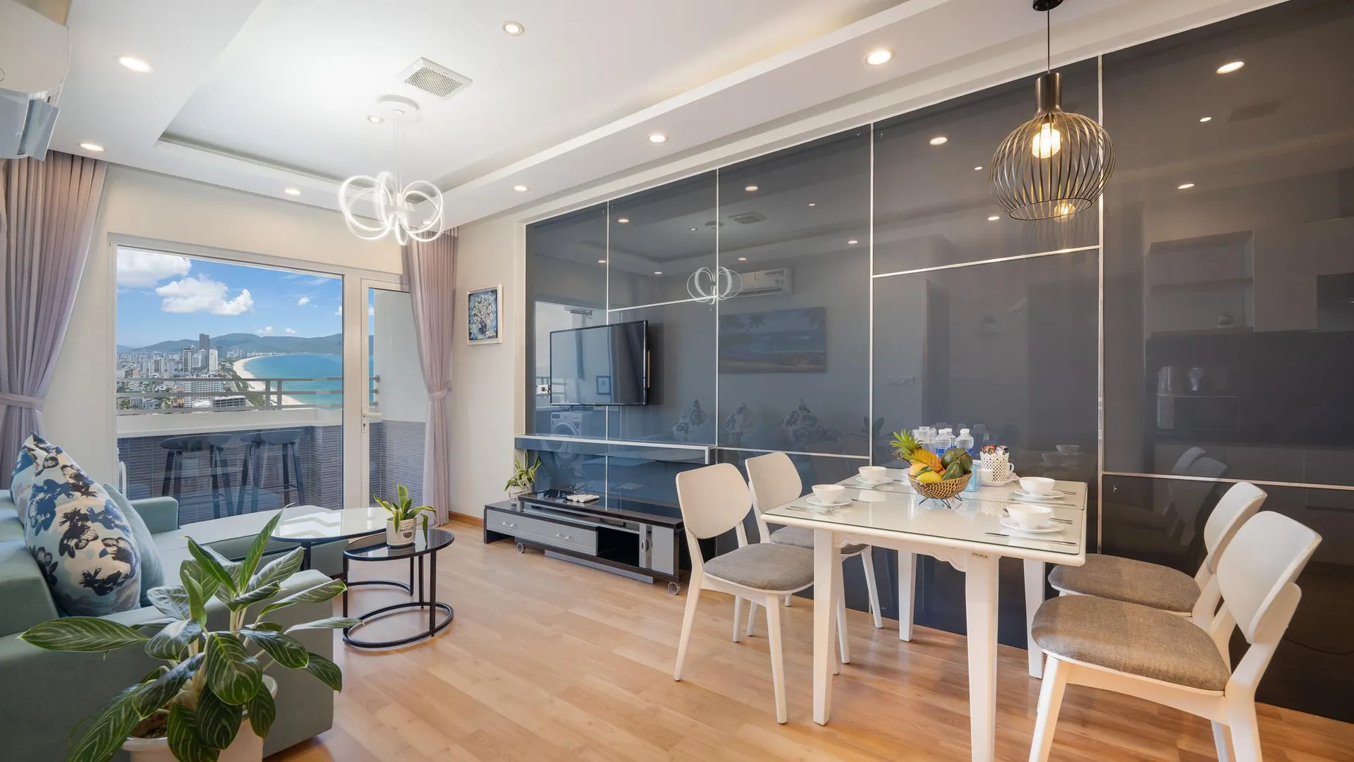 다낭 푸옥미의 아파트먼트 (66m², 침실 2개, 프라이빗 욕실 2개) 4성급 싱글룸 로비