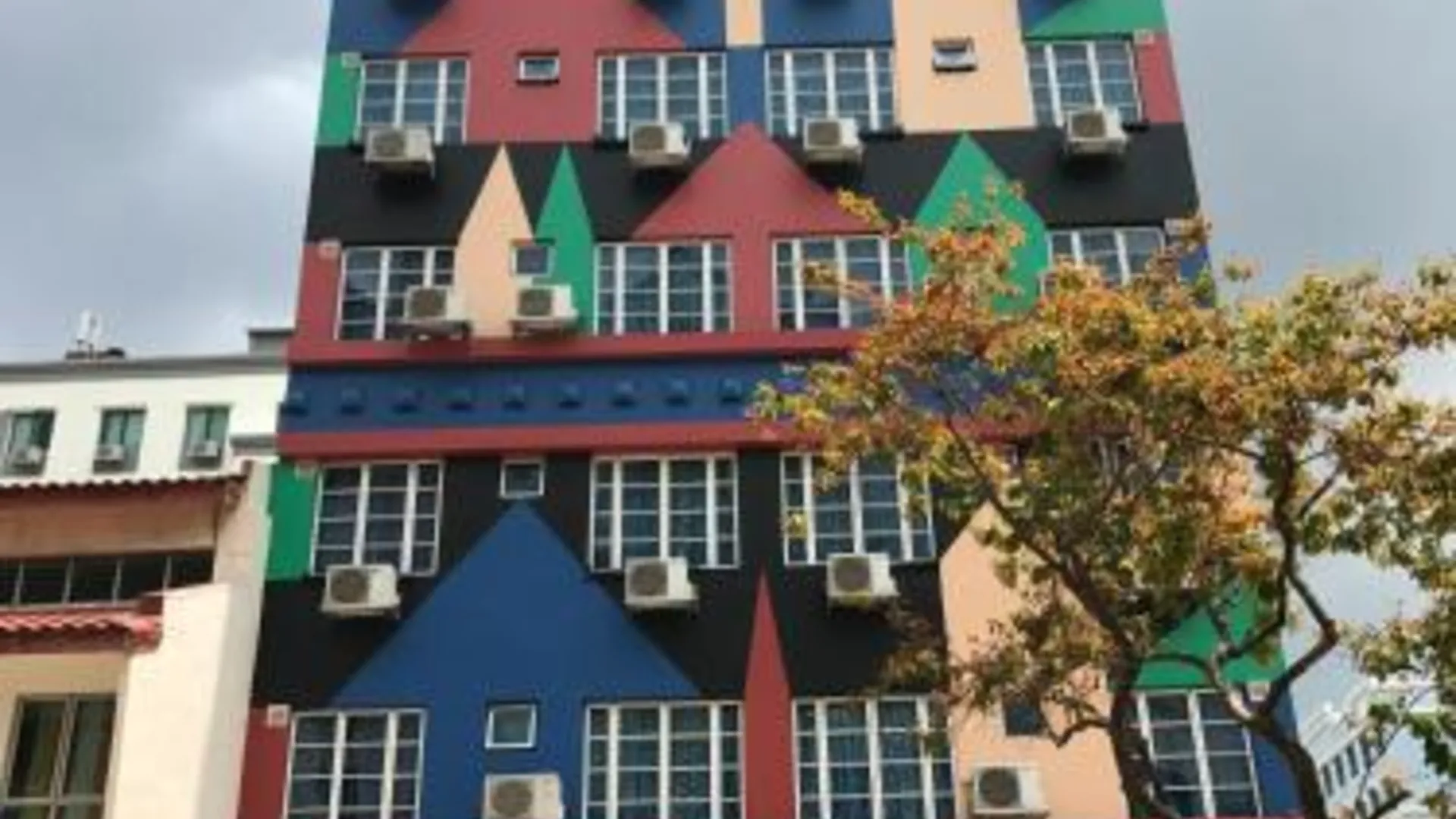 싱가포르 라 모드 (소피아) 호텔  2성급 호텔 로비