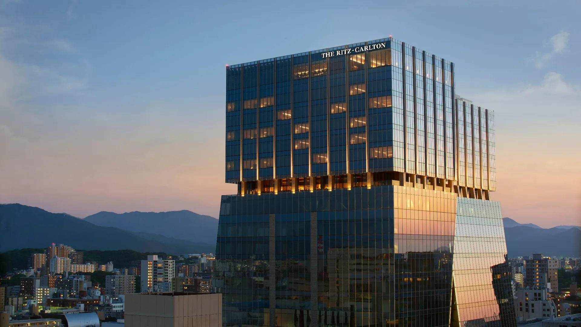 후쿠오카 더 리츠칼튼, 후쿠오카 5성급 호텔 객실