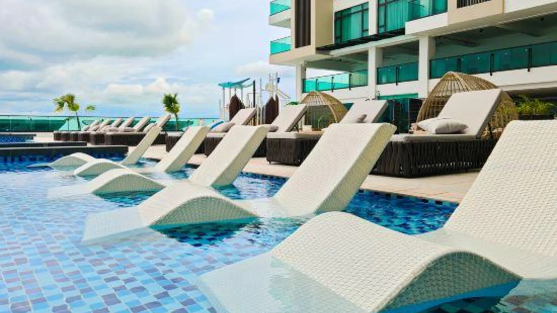 셈포르나 Seafest REGENCY 5성급 호텔 전망