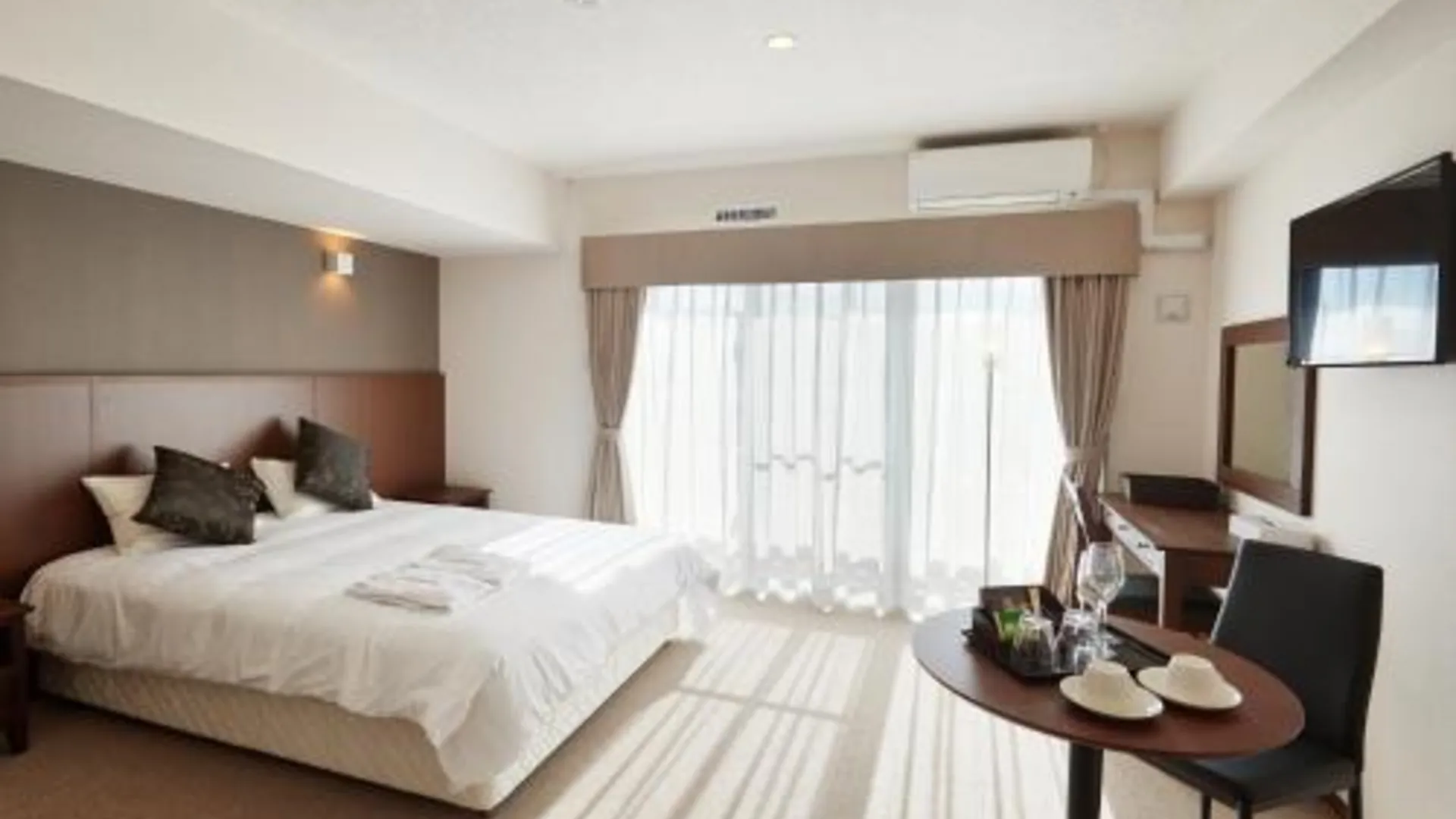 오키나와 본섬 크레아스 호텔 츠보가와 마르쉐 3성급 호텔 스위트룸