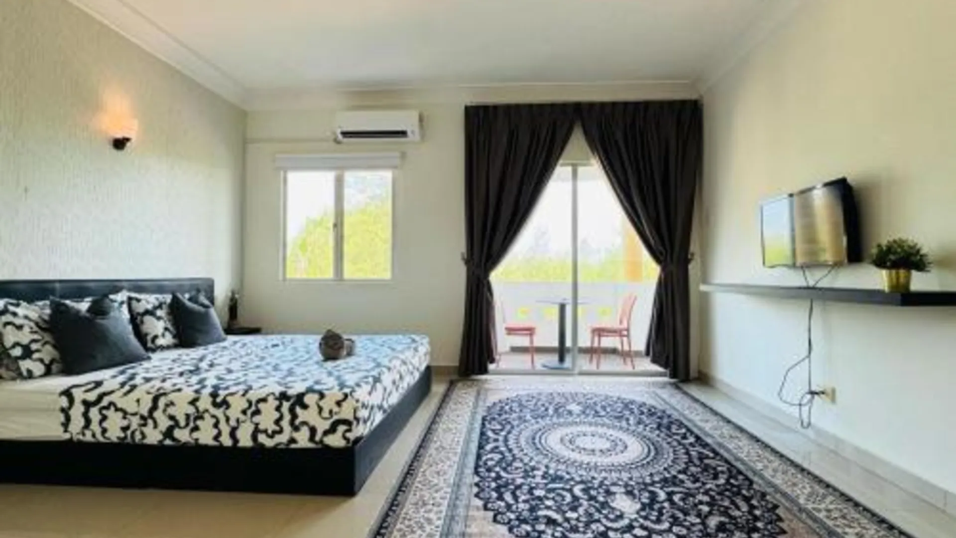 데사루 탄중 발라우의 프라이빗 하우스 (100m², 침실 1개, 프라이빗 욕실 2개) 4성급 게스트하우스 스위트룸