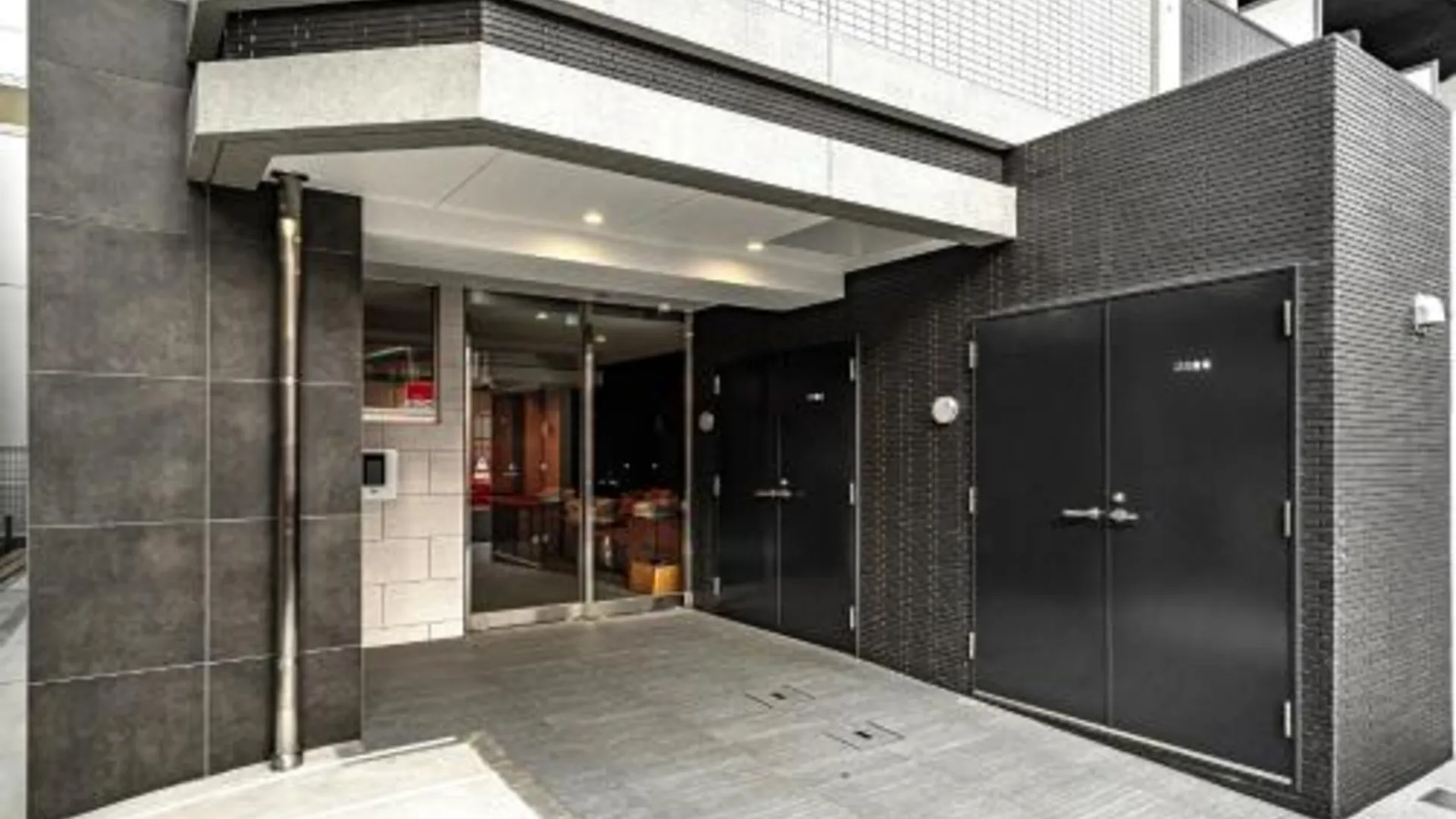 오사카 아파트먼트 호텔 11 오사카 돔 4성급 게스트하우스 로비