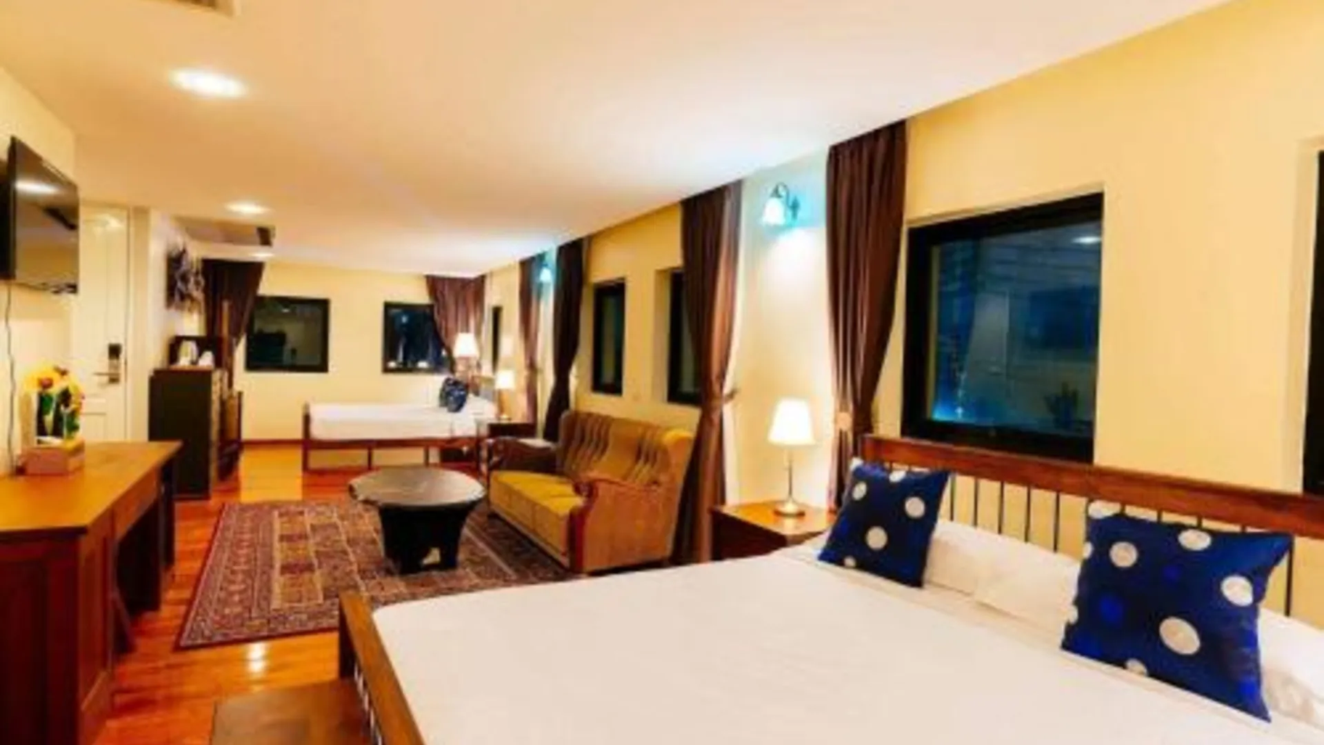 방콕 나인 디자인 플레이스 3성급 호텔 스위트룸