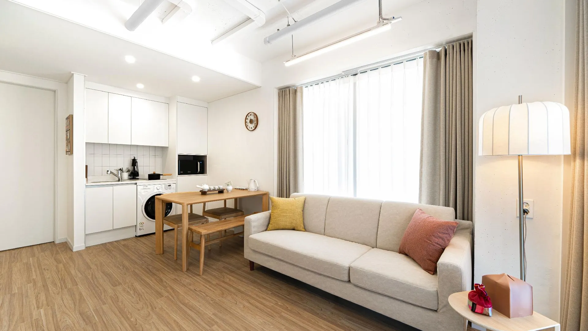 서울 어반스테이 부티크 익선 4성급 게스트하우스 스위트룸