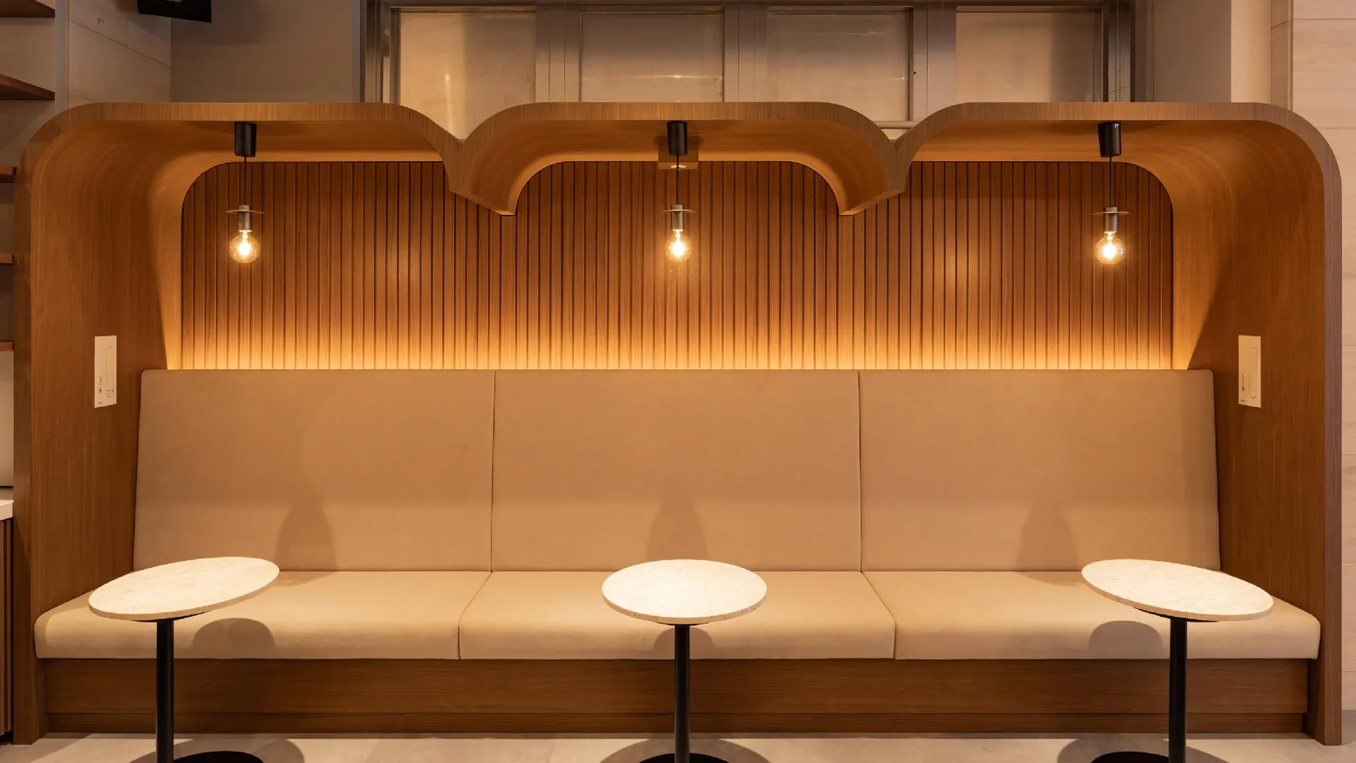 오사카 파 이스트 빌리지 호텔 오사카 혼마치 3성급 호텔 외관