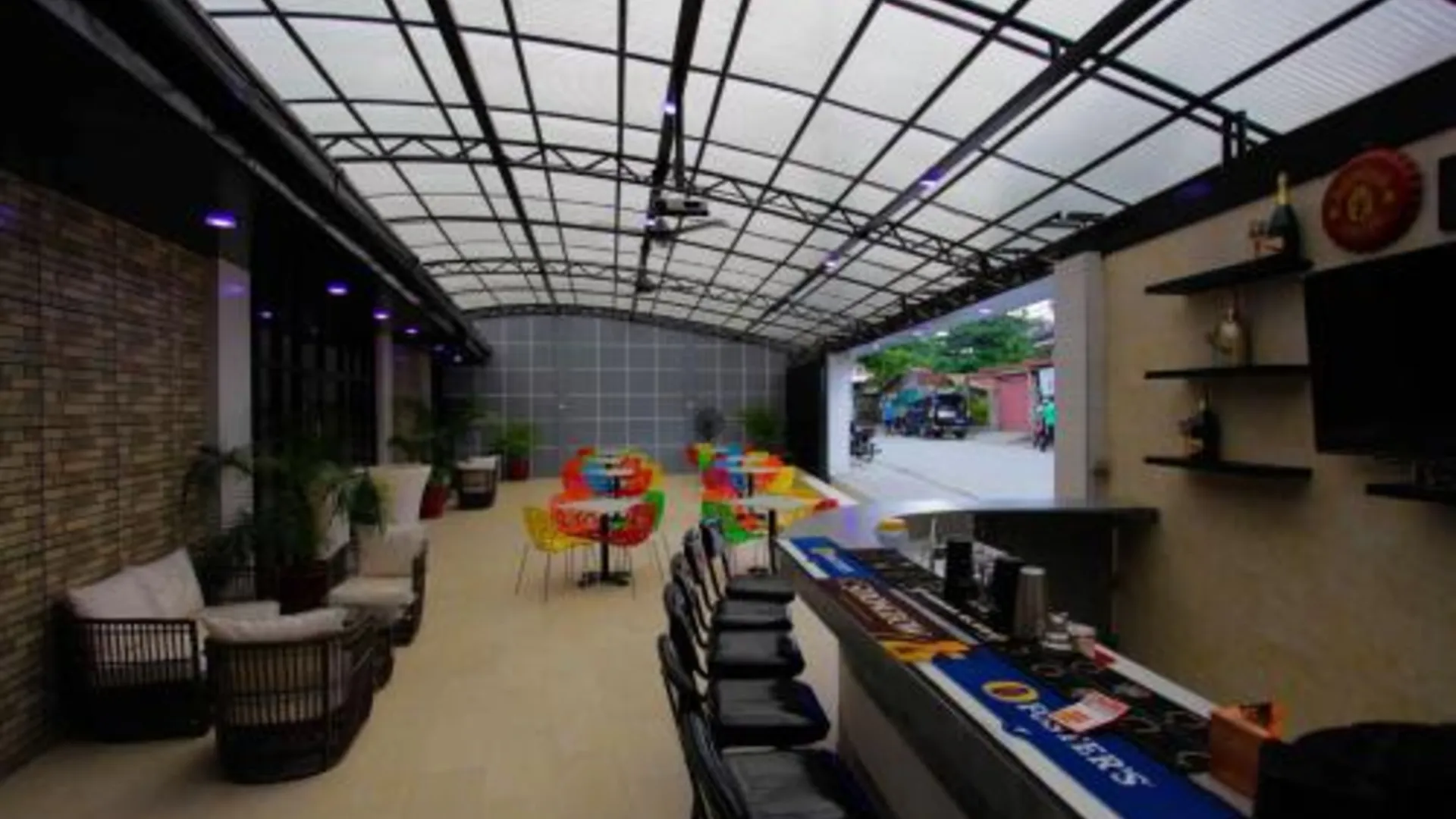 세부 하프웨이 하우스 호스텔  3성급 게스트하우스 외관