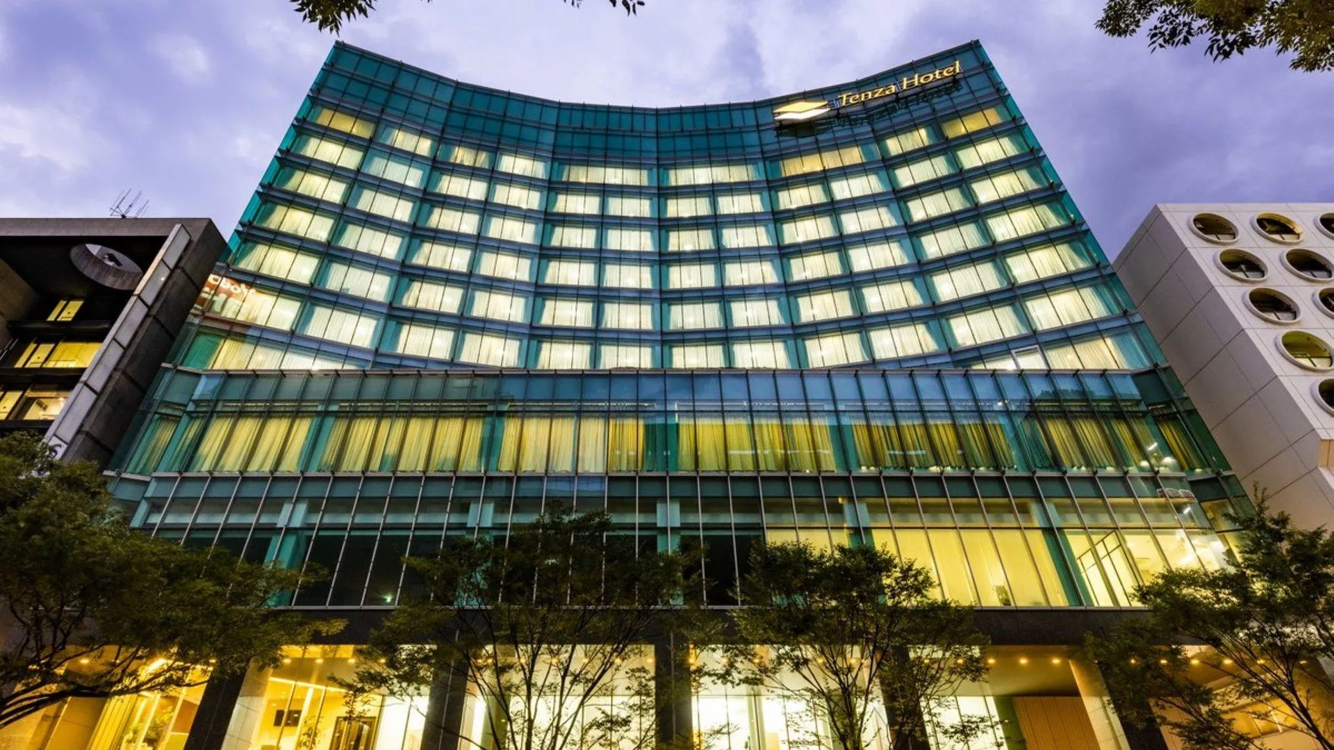 후쿠오카 텐자 호텔 앳 하카타 스테이션 4성급 호텔 수영장