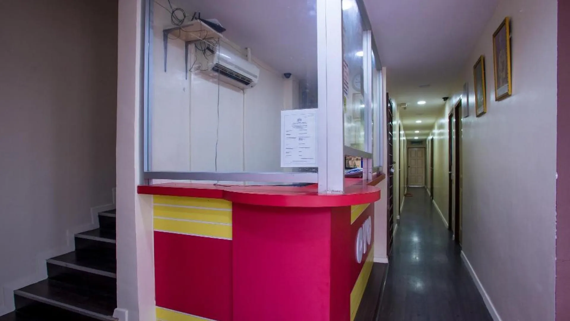 샤알람 Hotel O Taj (seksyen 13) 2성급 호텔 로비