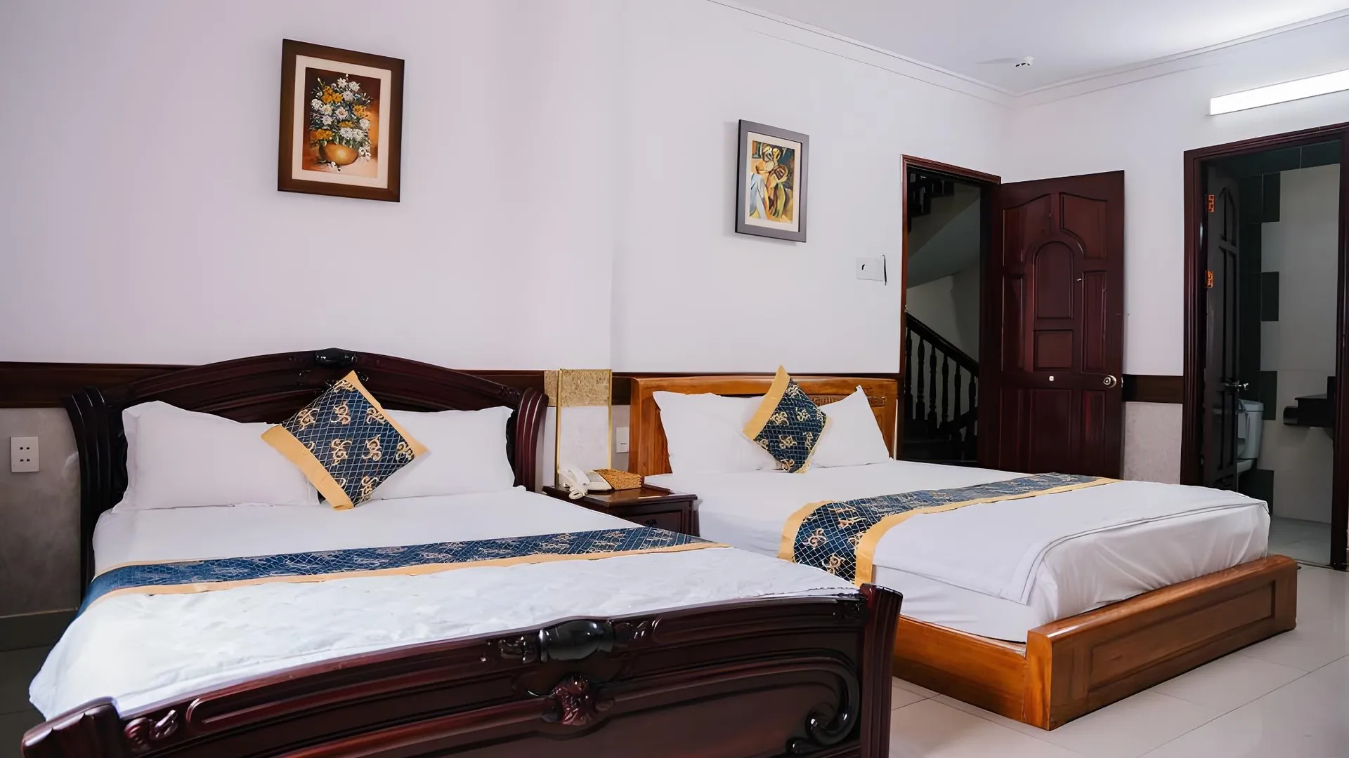 호치민 훙 후옹 호텔 1성급 호텔 스위트룸