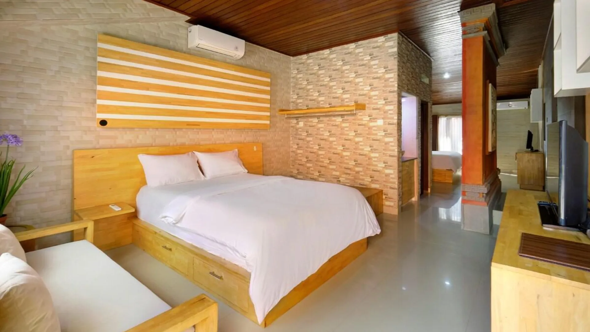 발리 타나롯의 프라이빗 하우스 (m², 침실 2개, 프라이빗 욕실 1개) 2성급 싱글룸 스위트룸