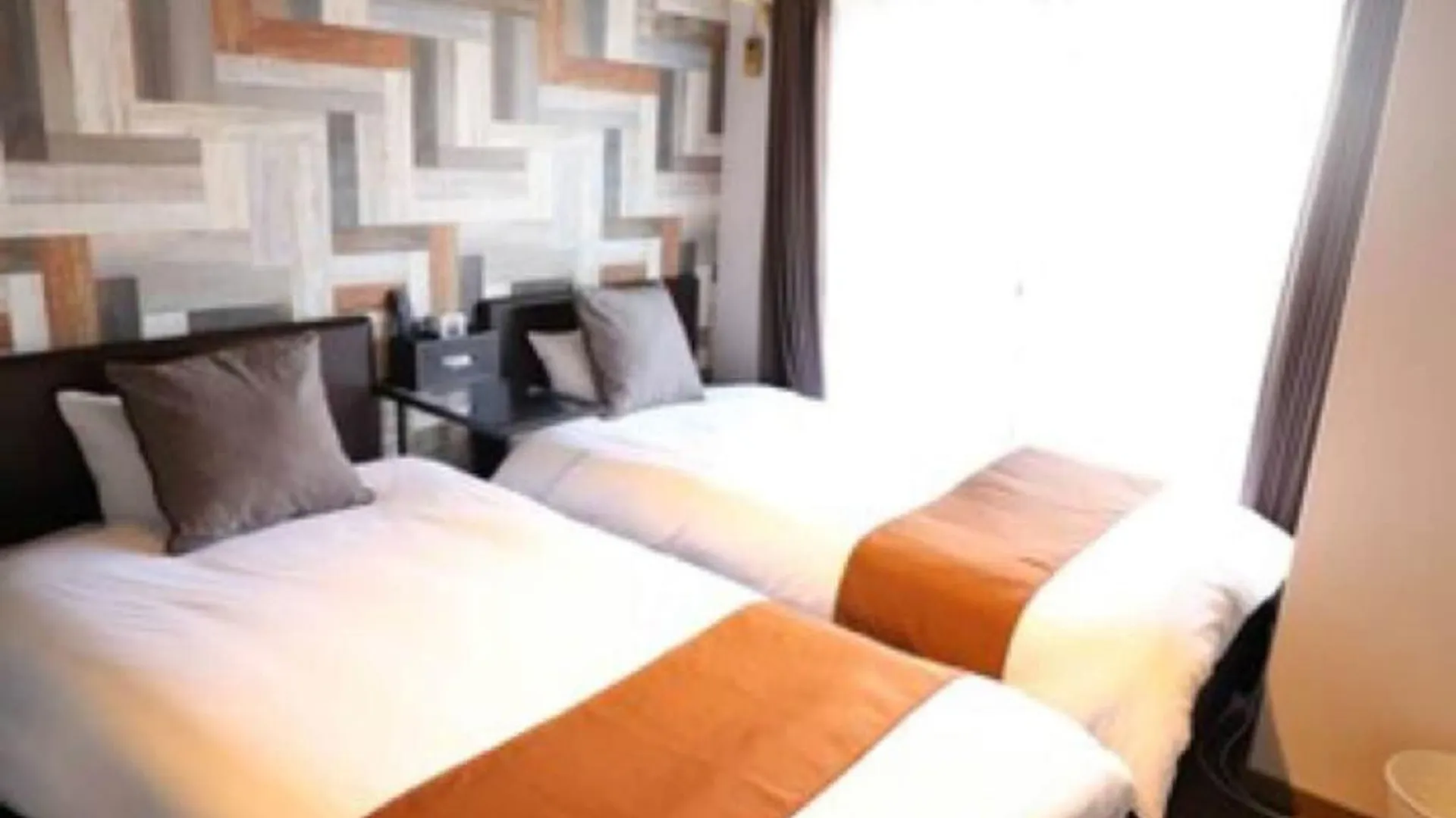 후쿠오카 포레스트 인 후쿠오카 (구: 퓨어 텐진) 3성급 게스트하우스 스위트룸