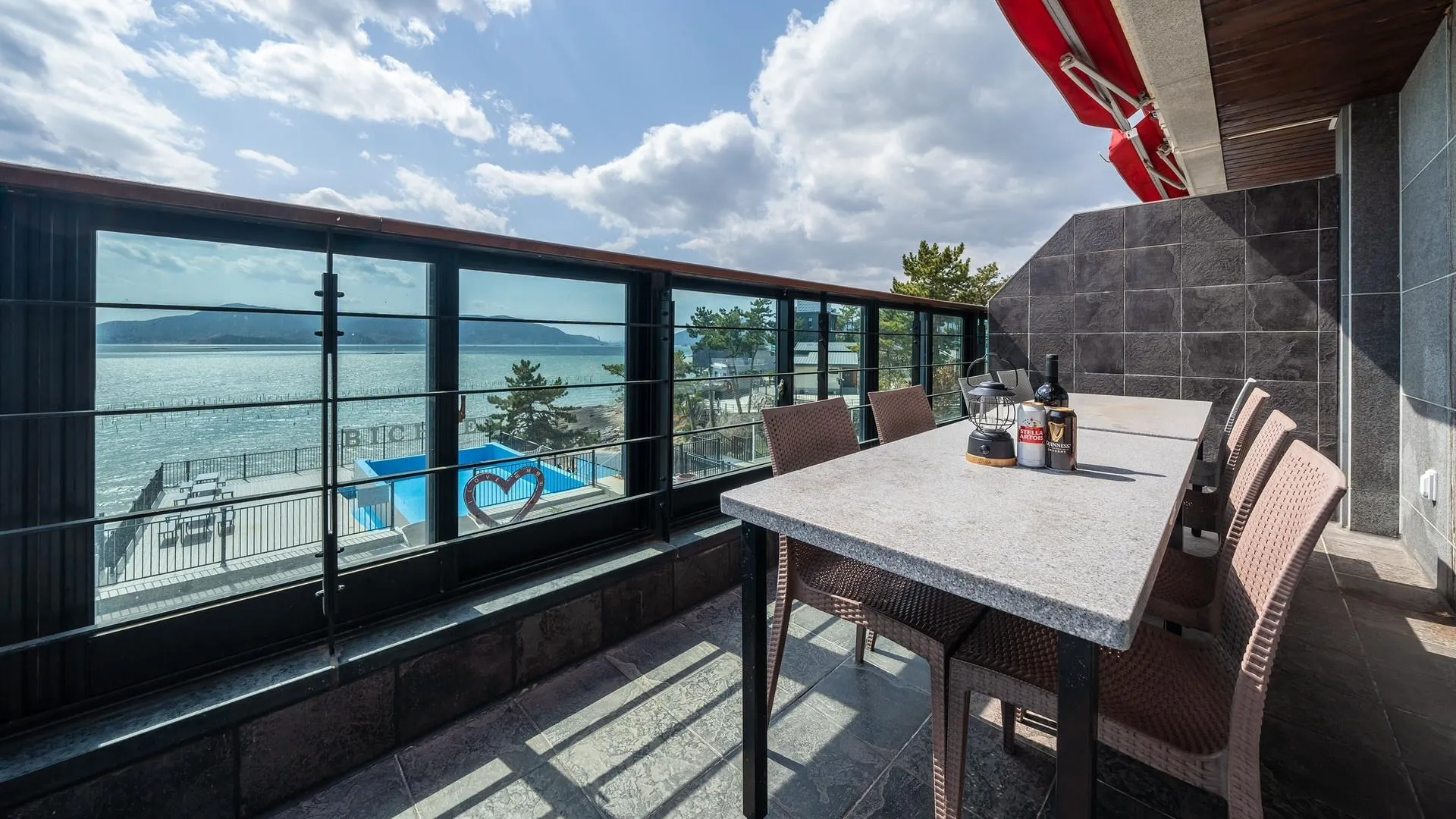 사천 사천 비채 오션뷰 펜션 2성급 게스트하우스 외관